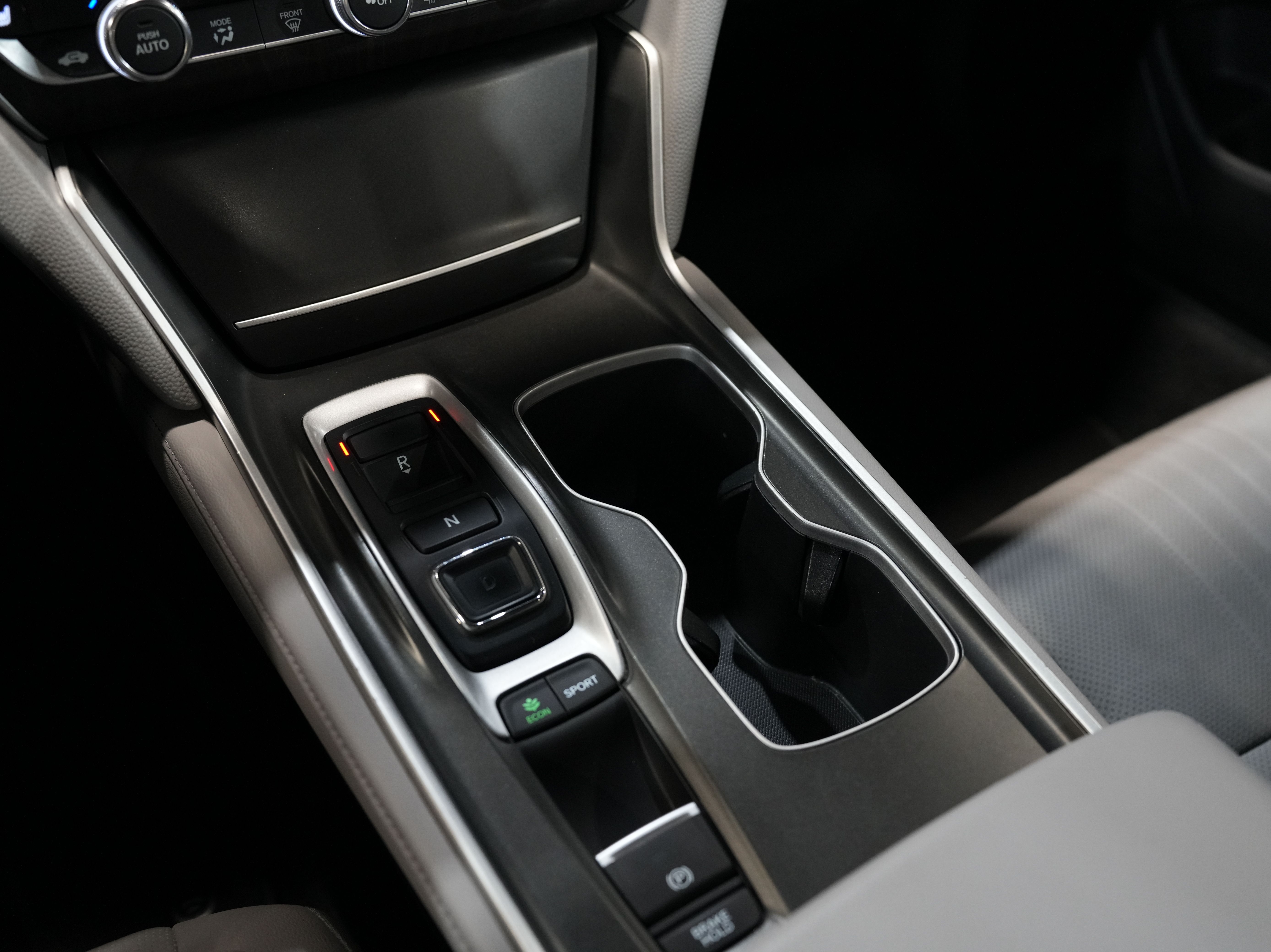 GRAY, 2018 HONDA ACCORD Image 43