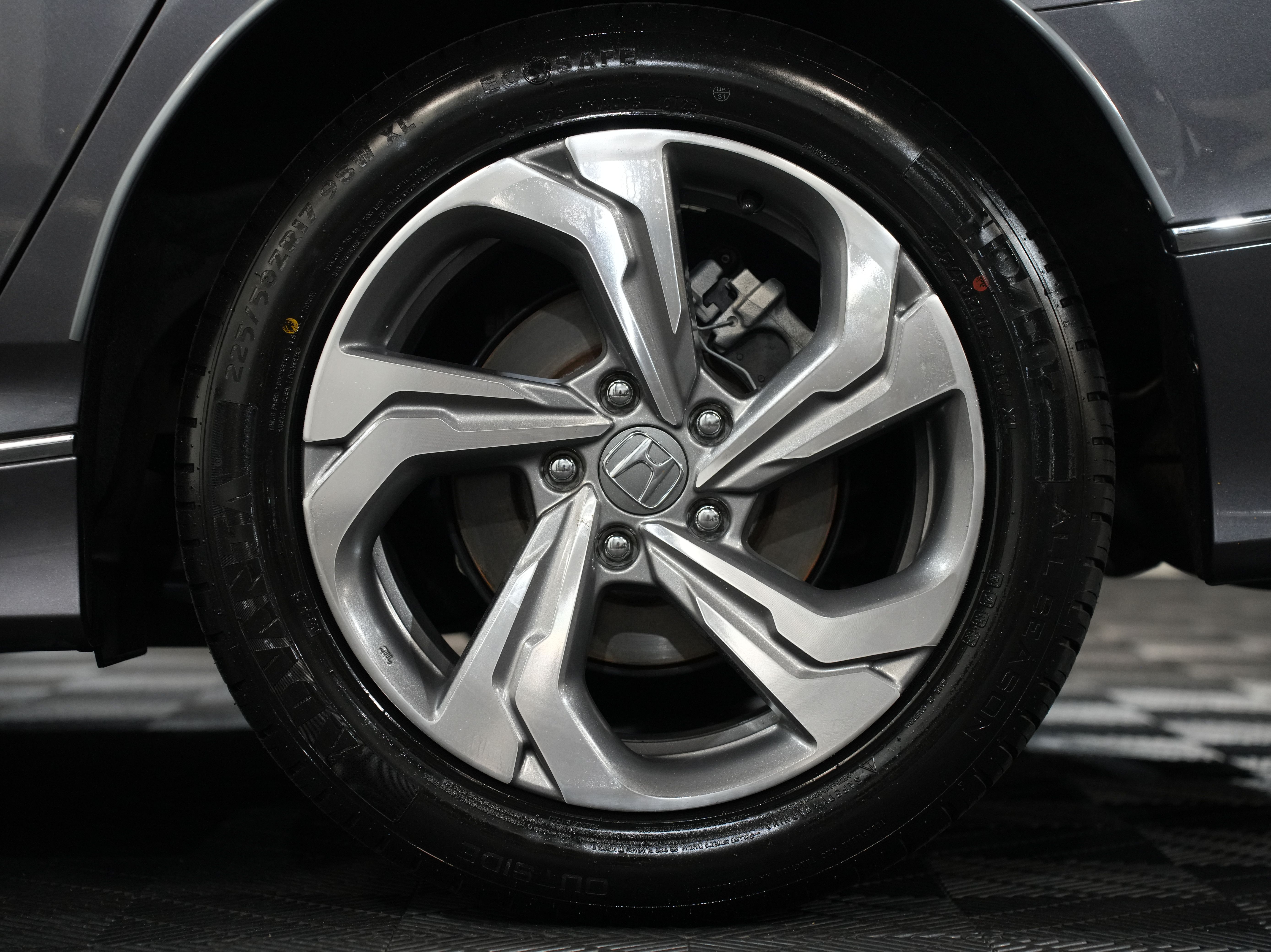 GRAY, 2018 HONDA ACCORD Image 51