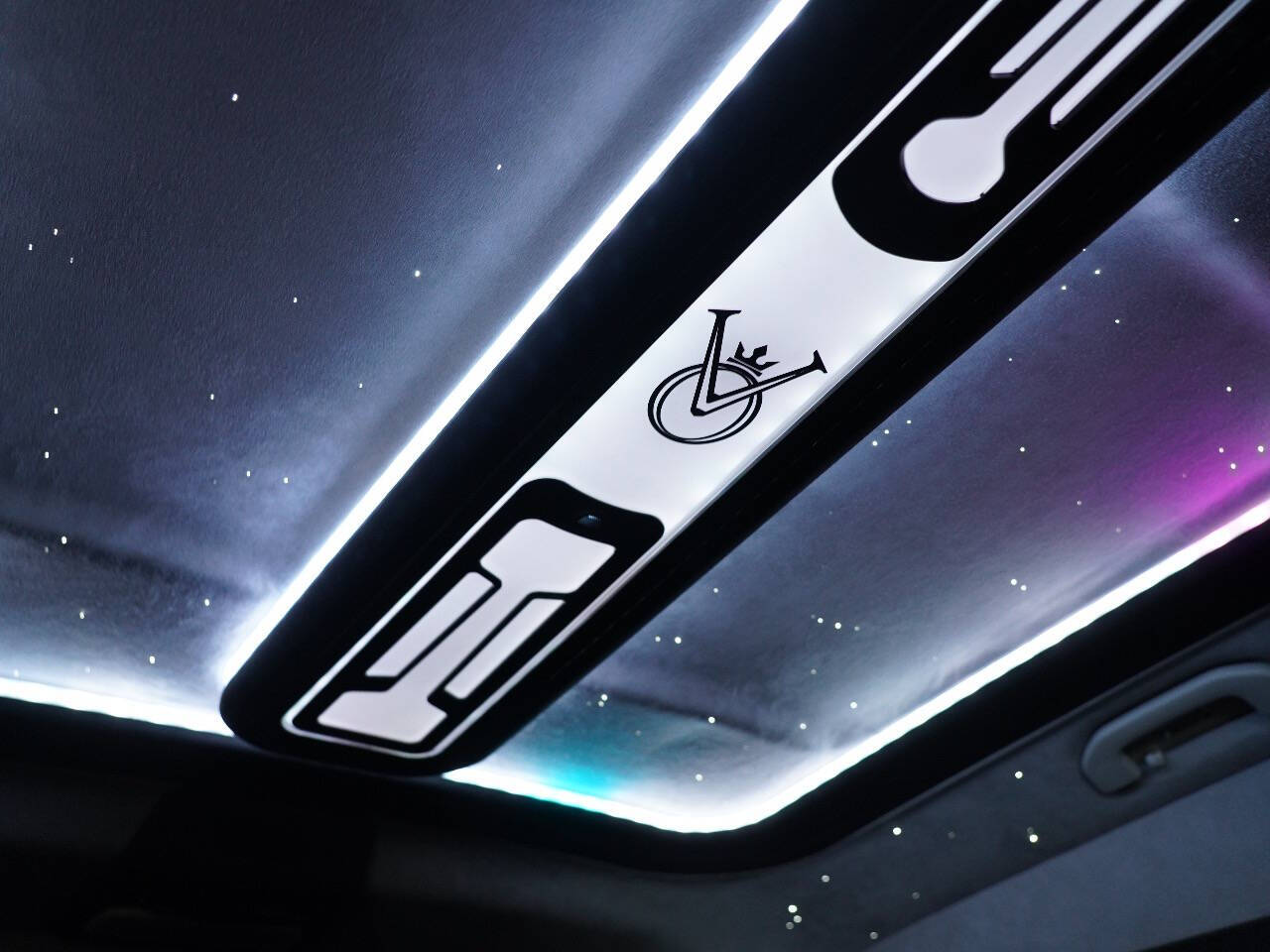 BLACK, 2017 MERCEDES-BENZ METRIS PASSENGER Image 41