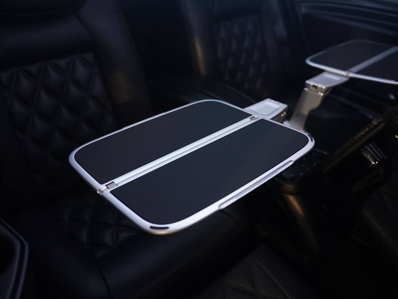 BLACK, 2017 MERCEDES-BENZ METRIS PASSENGER Image 34