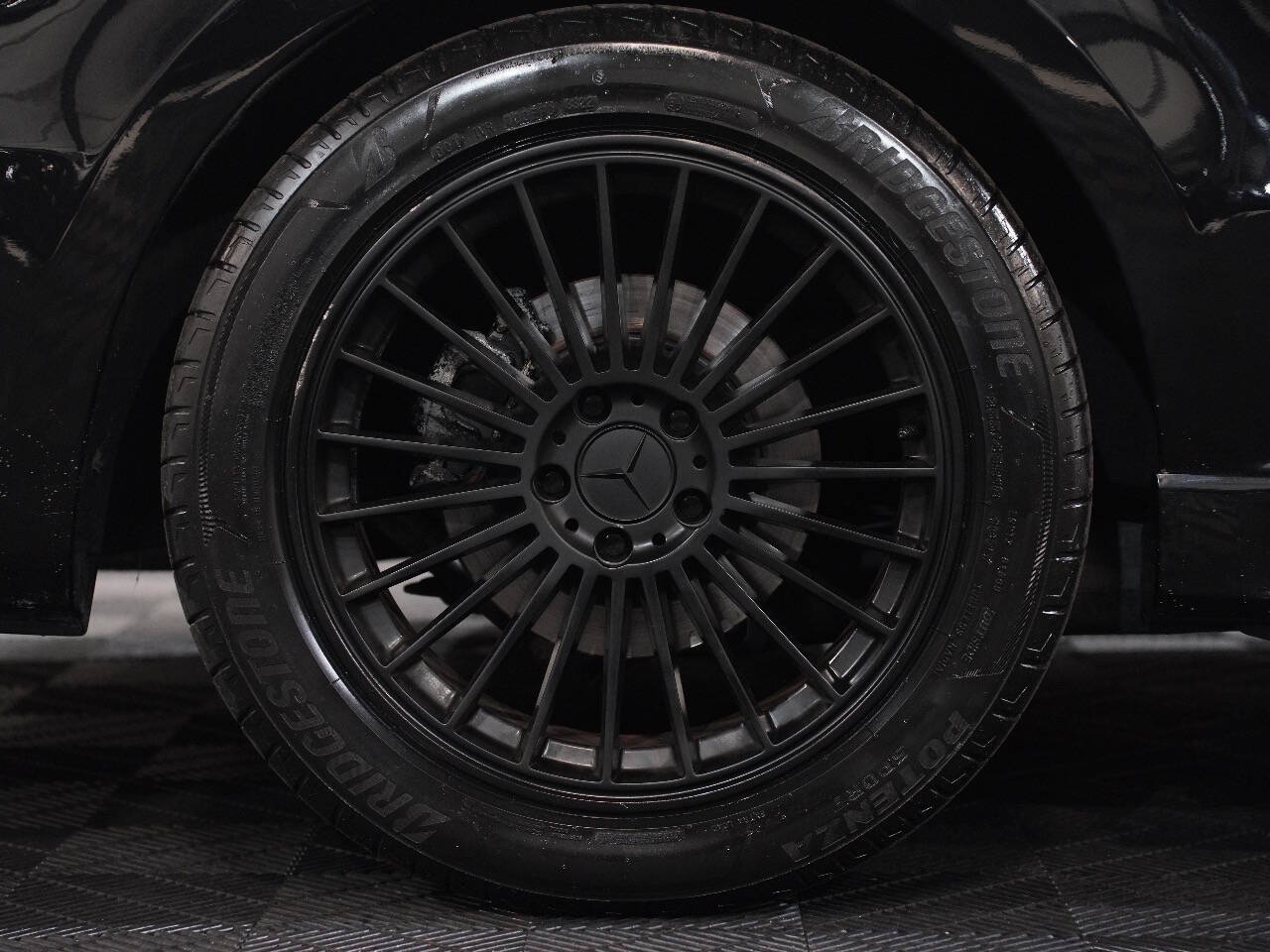 BLACK, 2017 MERCEDES-BENZ METRIS PASSENGER Image 58
