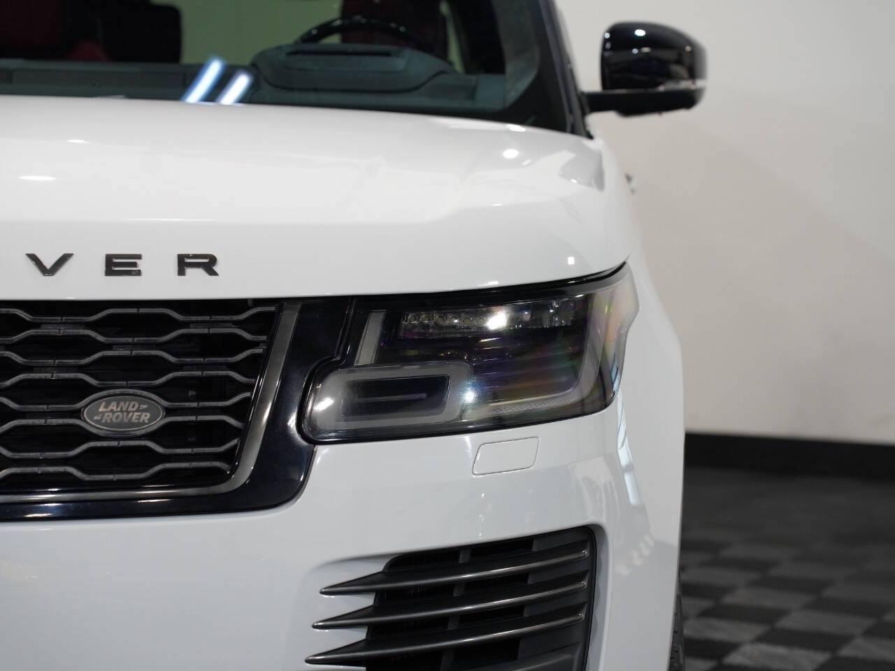 FUJI WHITE, 2019 LAND ROVER RANGE ROVER Image 9