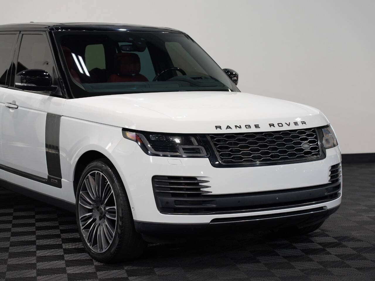 FUJI WHITE, 2019 LAND ROVER RANGE ROVER Image 8