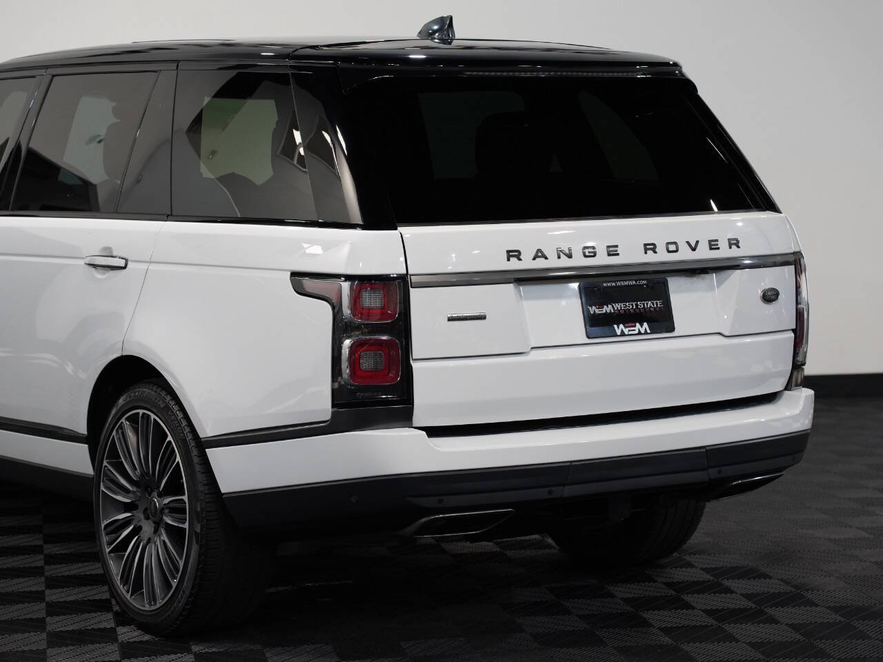 FUJI WHITE, 2019 LAND ROVER RANGE ROVER Image 15