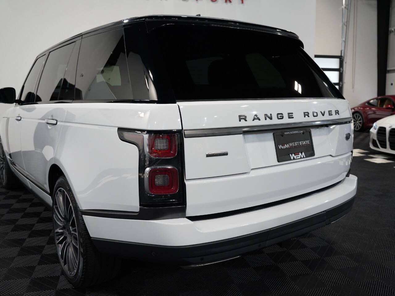 FUJI WHITE, 2019 LAND ROVER RANGE ROVER Image 17