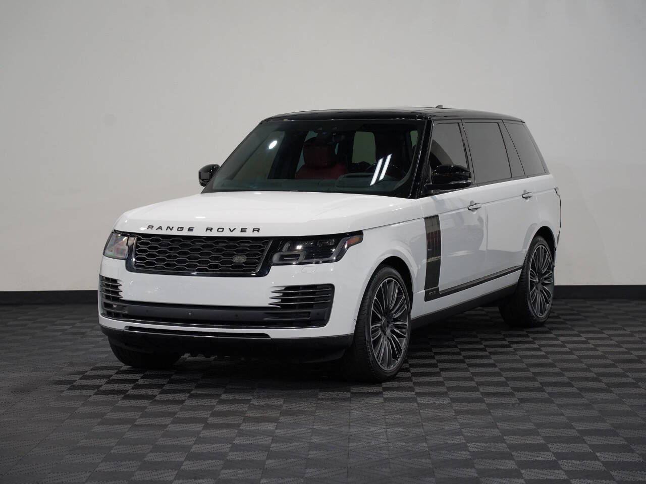 FUJI WHITE, 2019 LAND ROVER RANGE ROVER Image 3