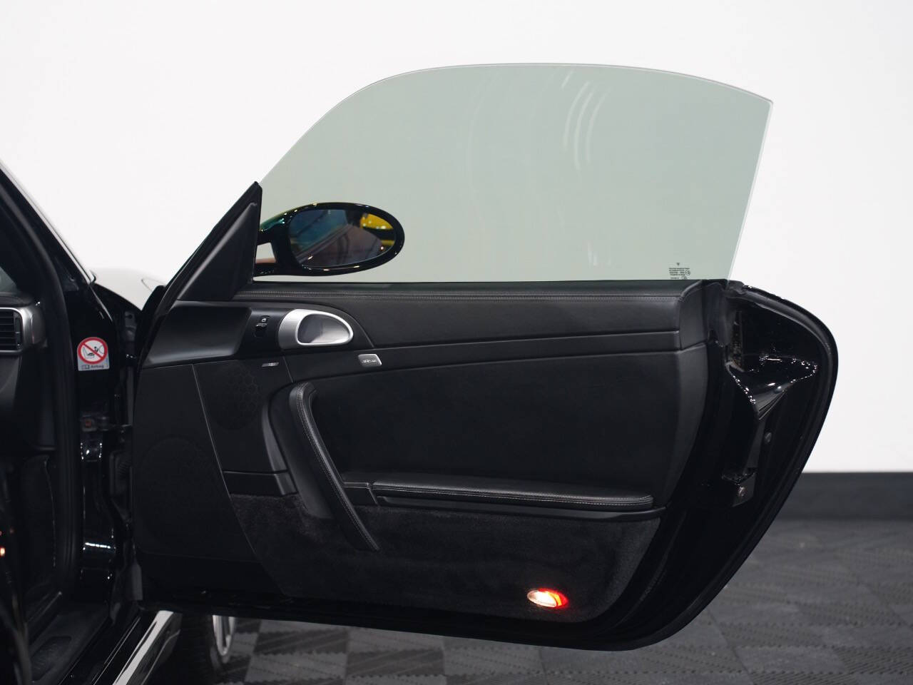 BLACK, 2008 PORSCHE 911 Image 25