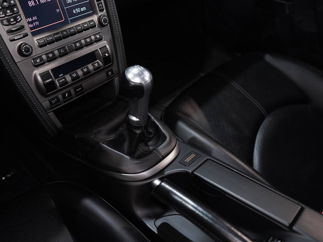 BLACK, 2008 PORSCHE 911 Image 39