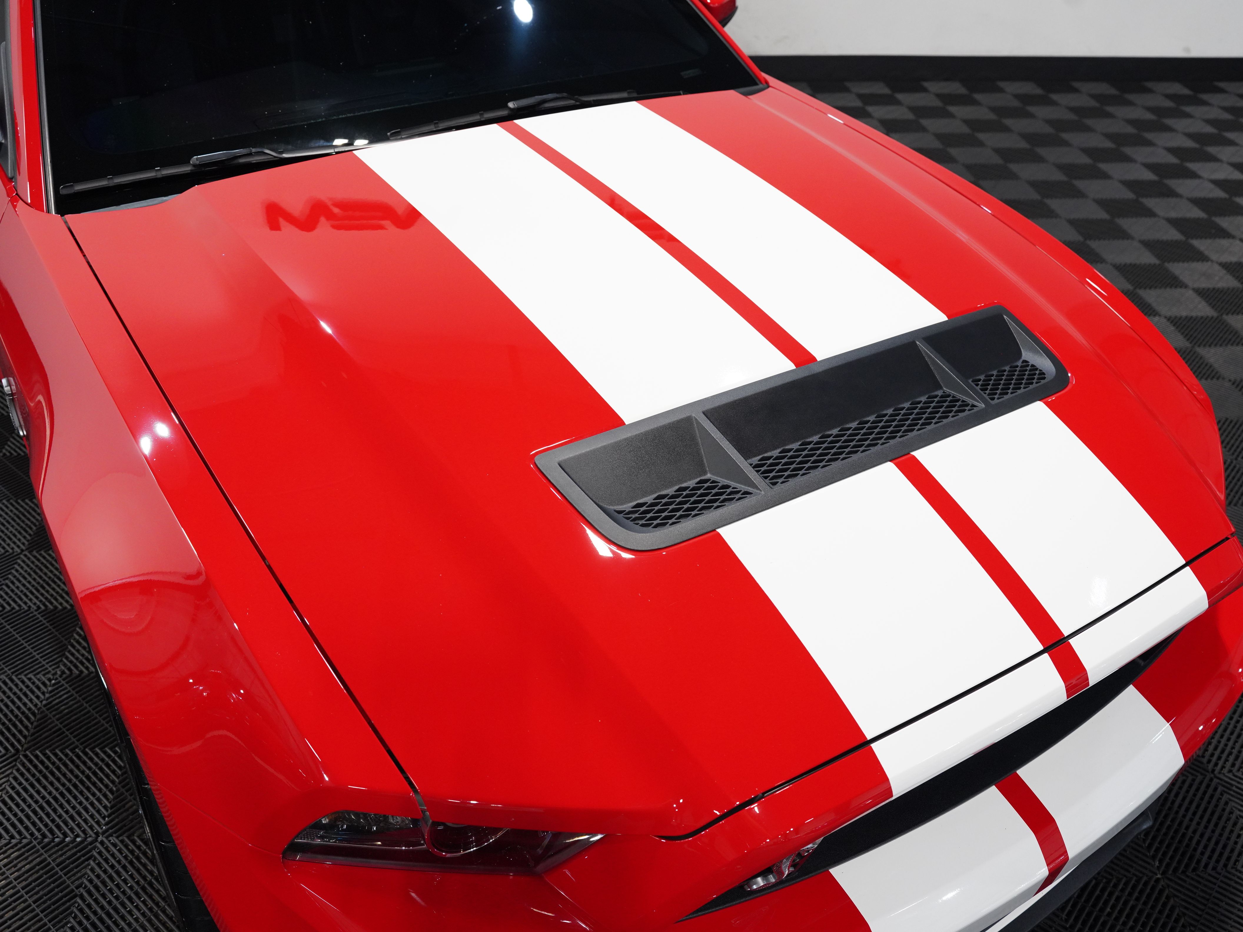 RED, 2013 FORD MUSTANG Image 12
