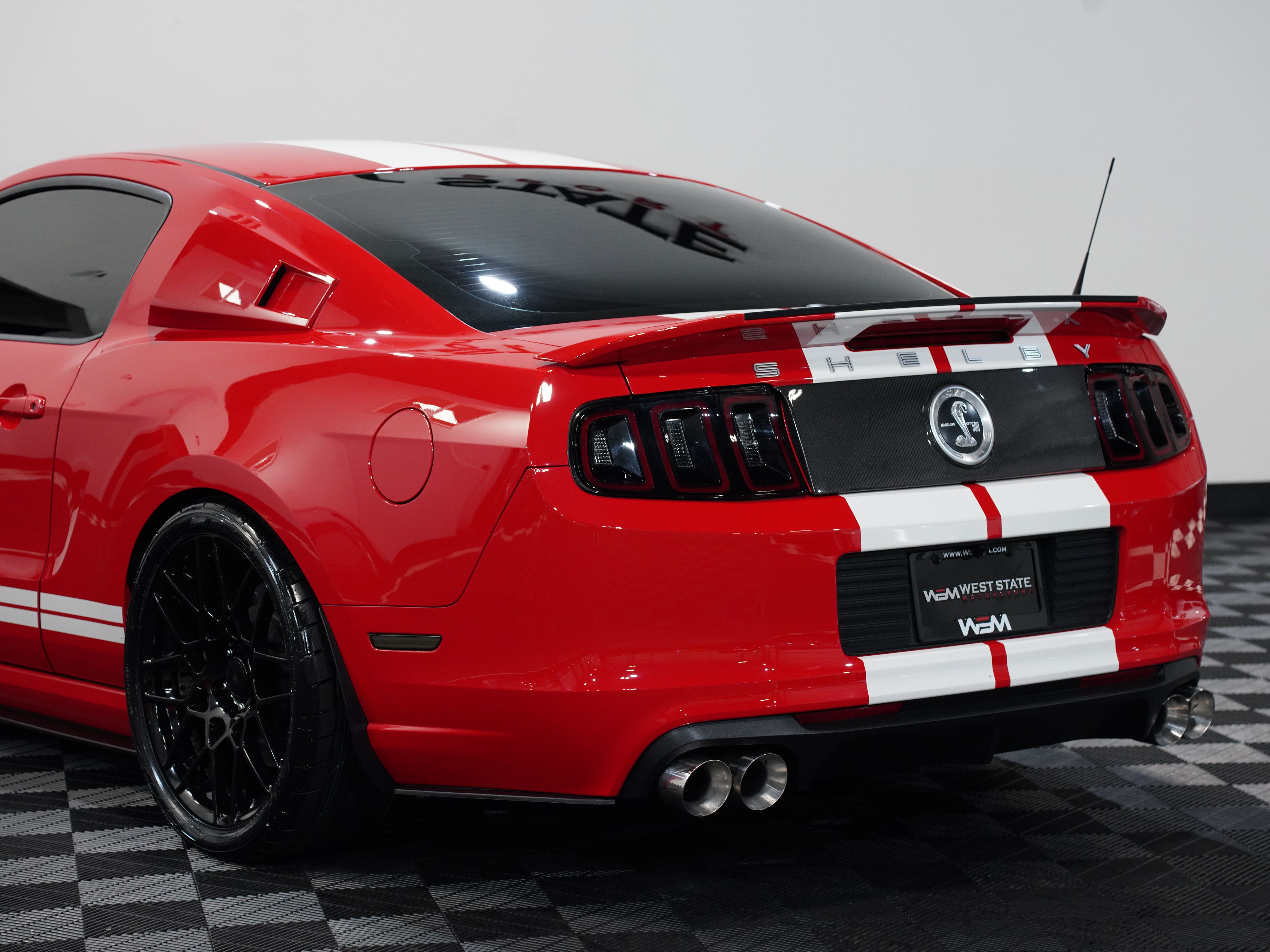 RED, 2013 FORD MUSTANG Image 18