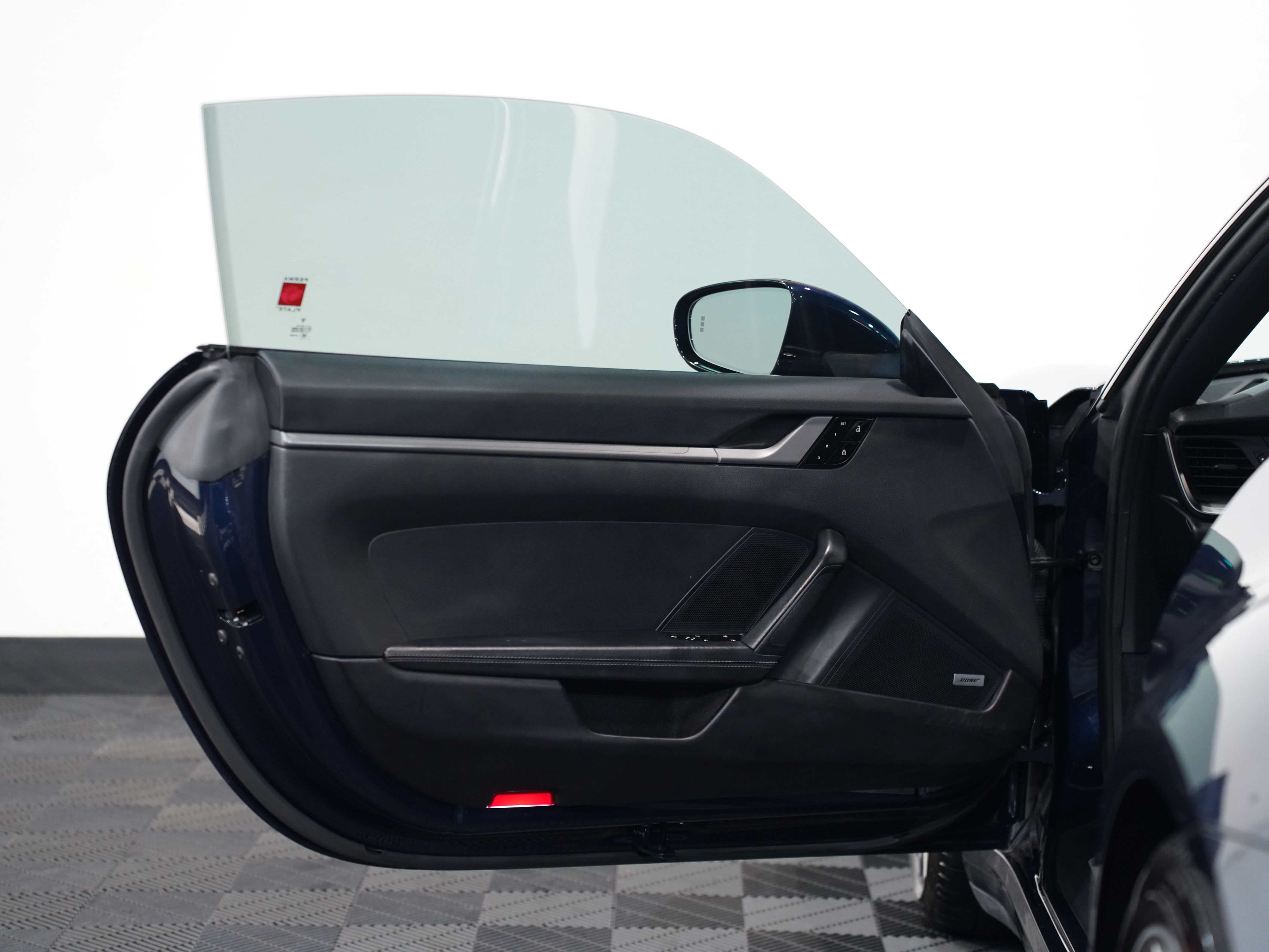 2020 PORSCHE 911 Image 20