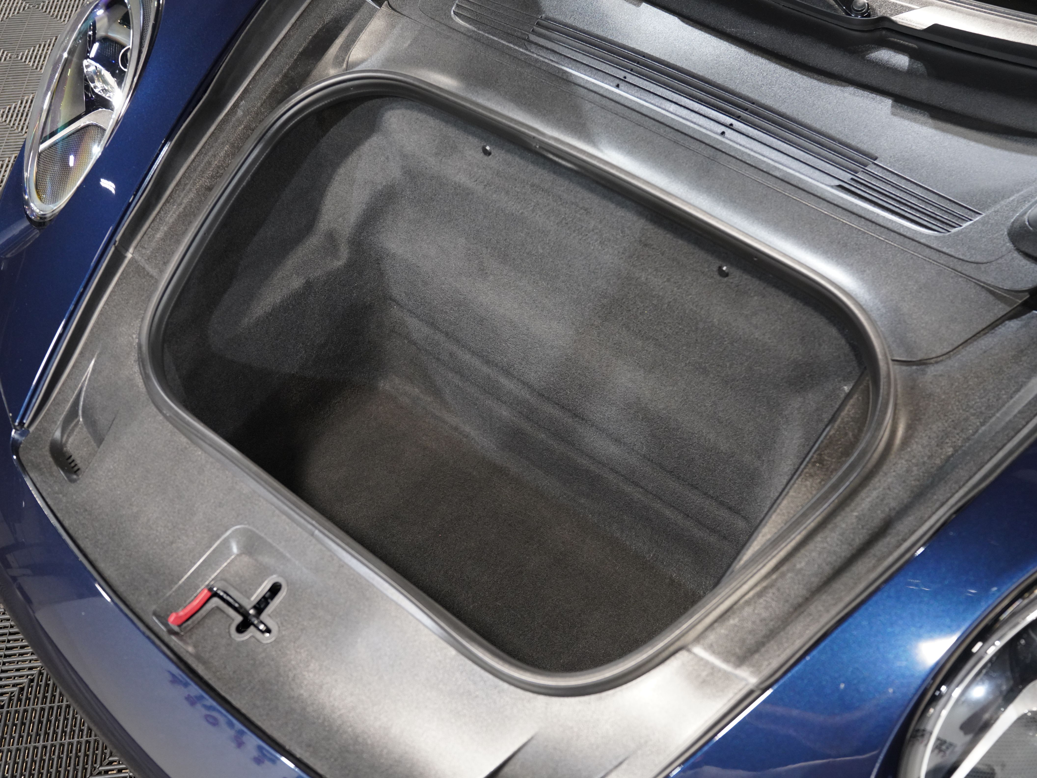 2020 PORSCHE 911 Image 42