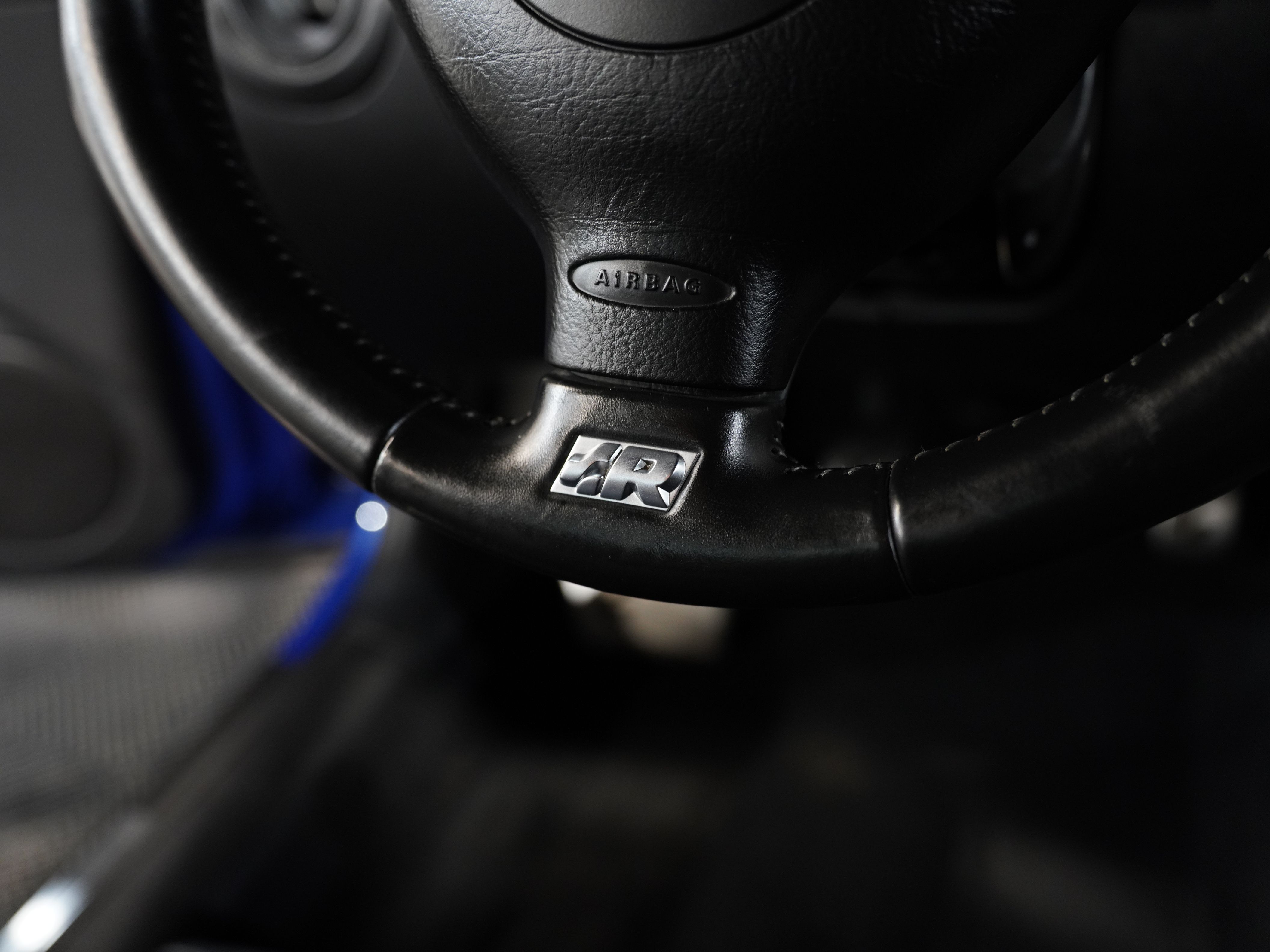 BLUE, 2004 VOLKSWAGEN R32 Image 35