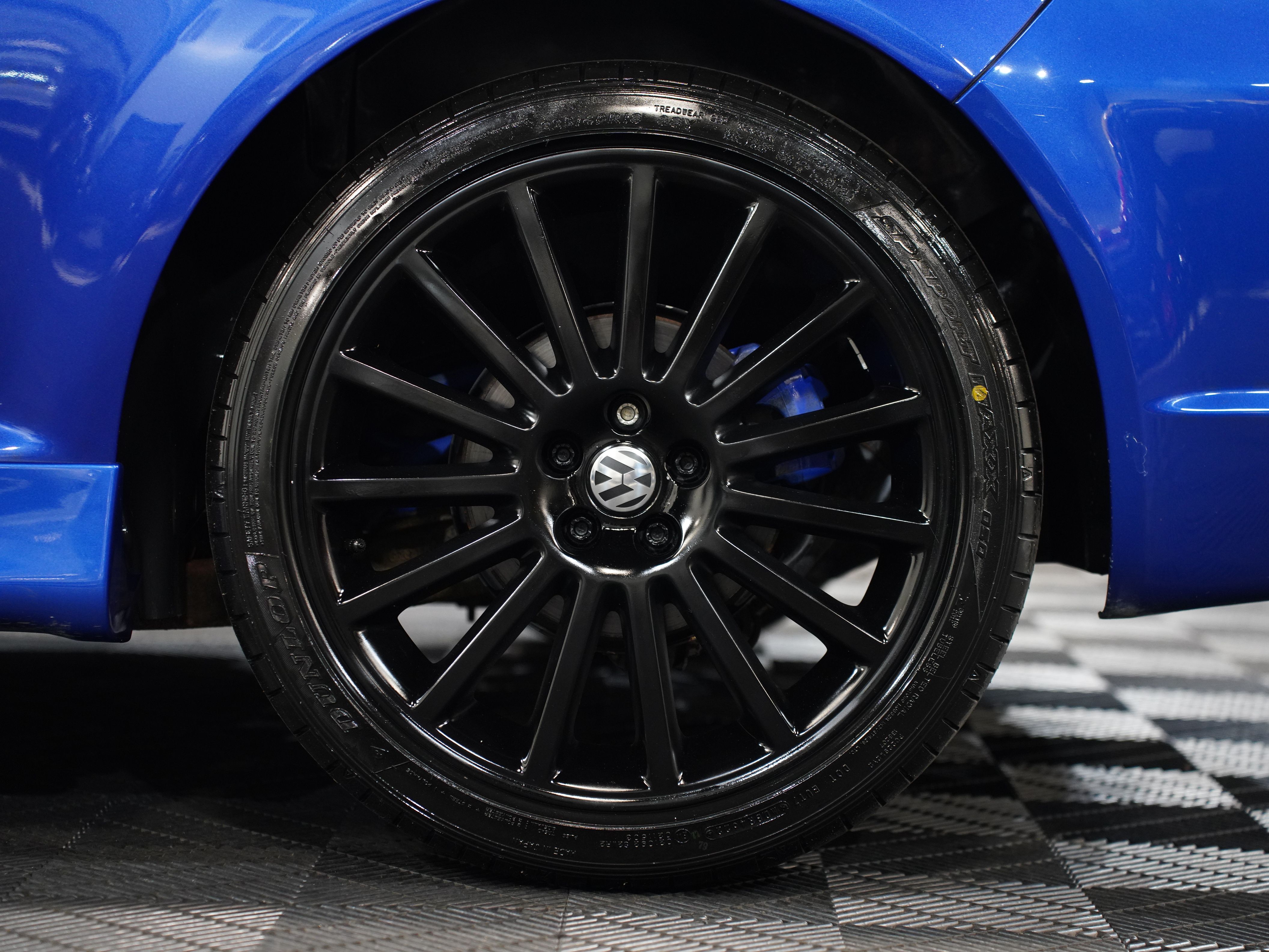 BLUE, 2004 VOLKSWAGEN R32 Image 47