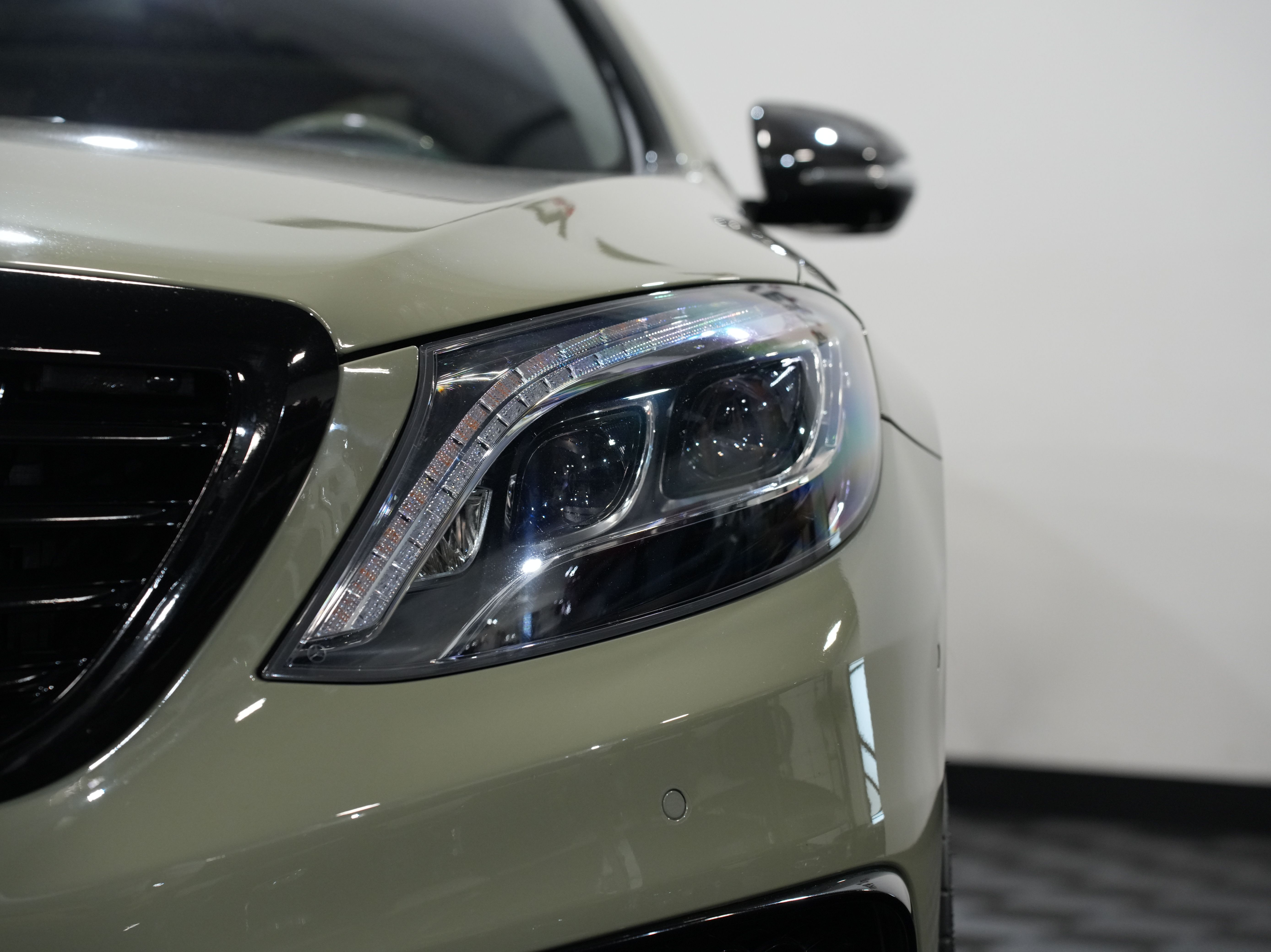 GREEN, 2015 MERCEDES-BENZ S-CLASS Image 9
