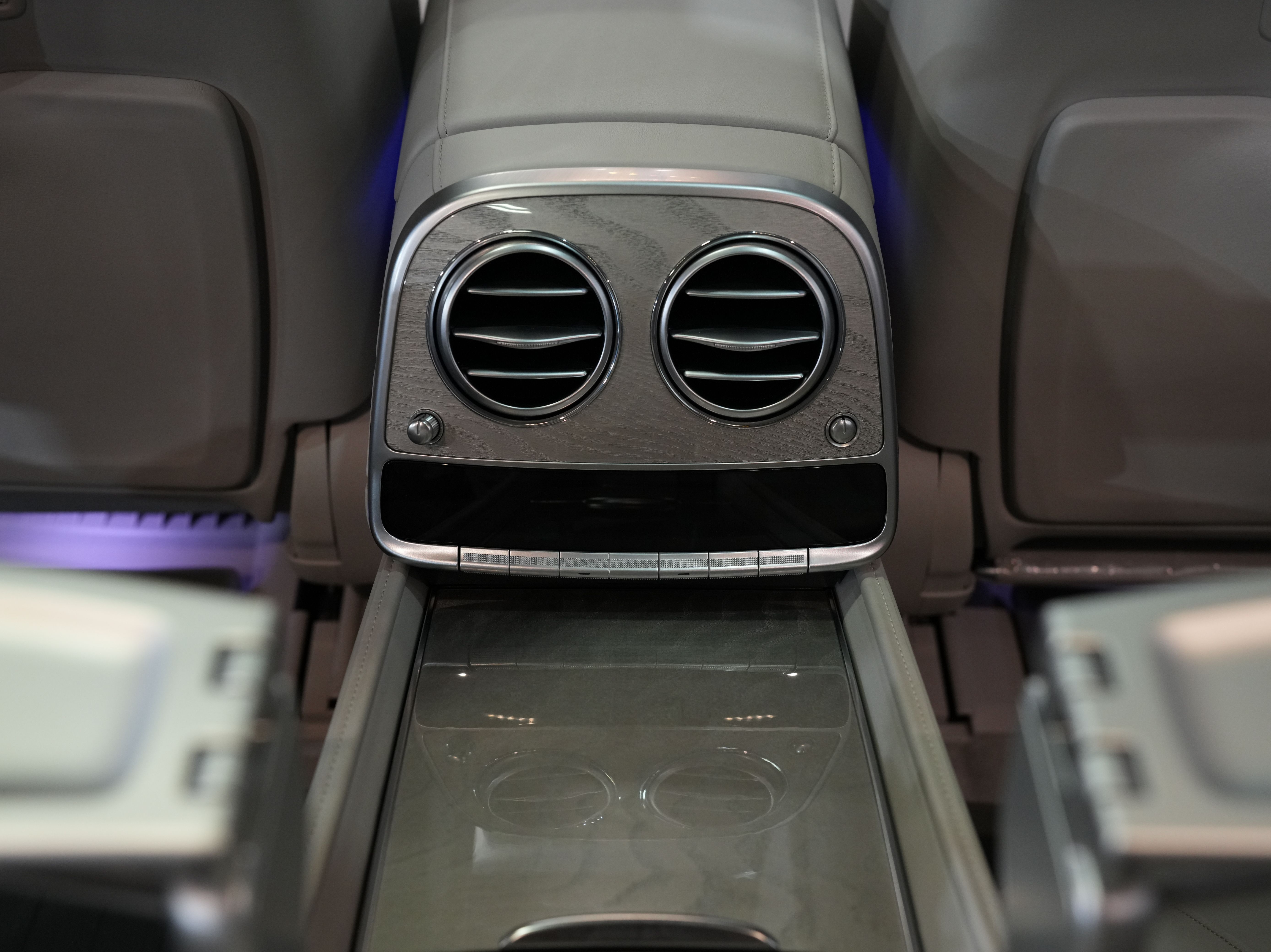 GREEN, 2015 MERCEDES-BENZ S-CLASS Image 43