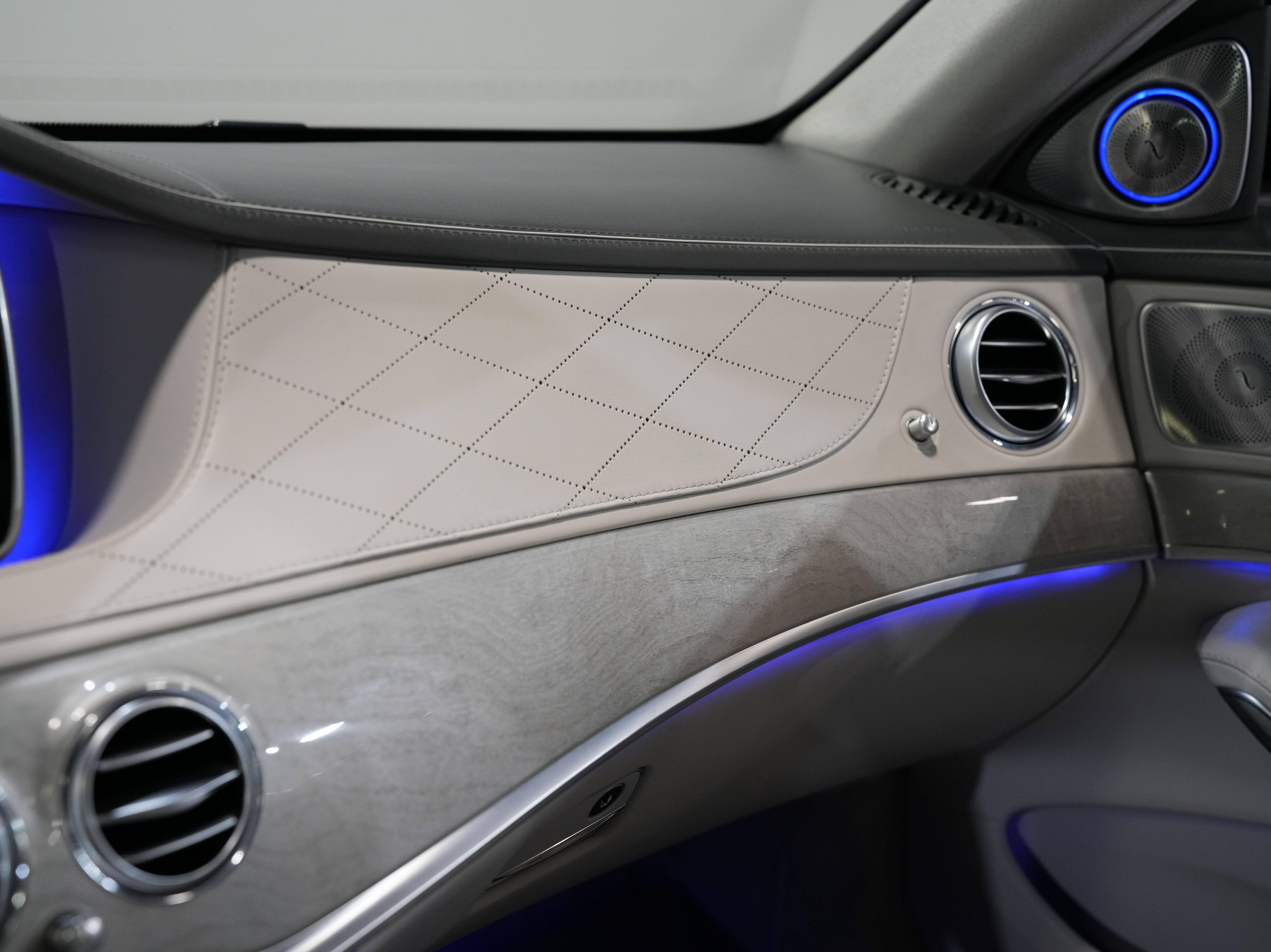 GREEN, 2015 MERCEDES-BENZ S-CLASS Image 59