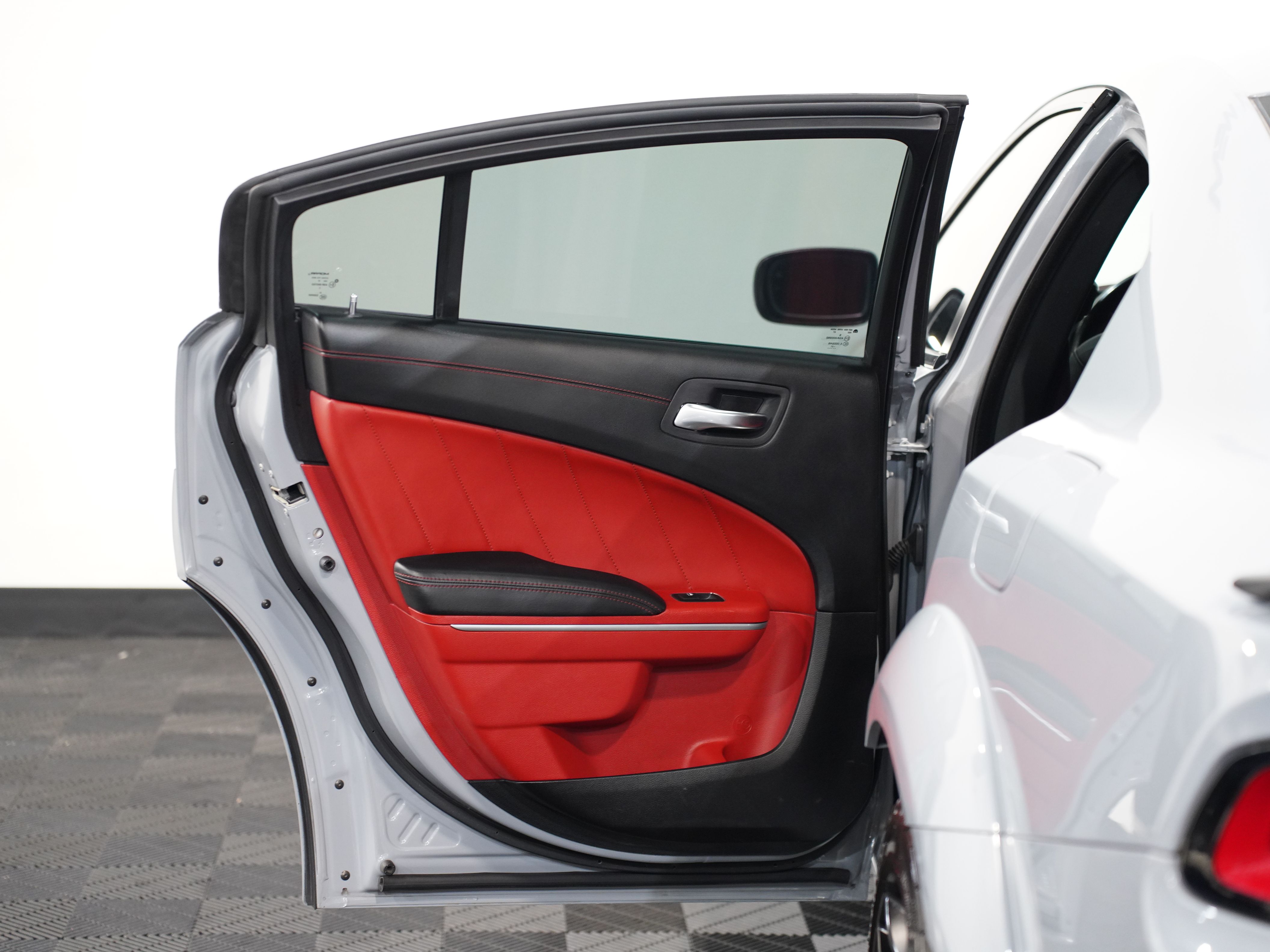 GRAY, 2021 DODGE CHARGER Image 30