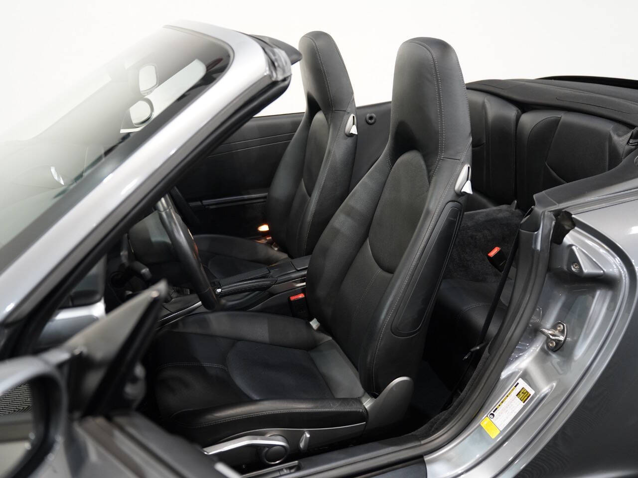 SEAL GREY METALLIC, 2006 PORSCHE 911 Image 25