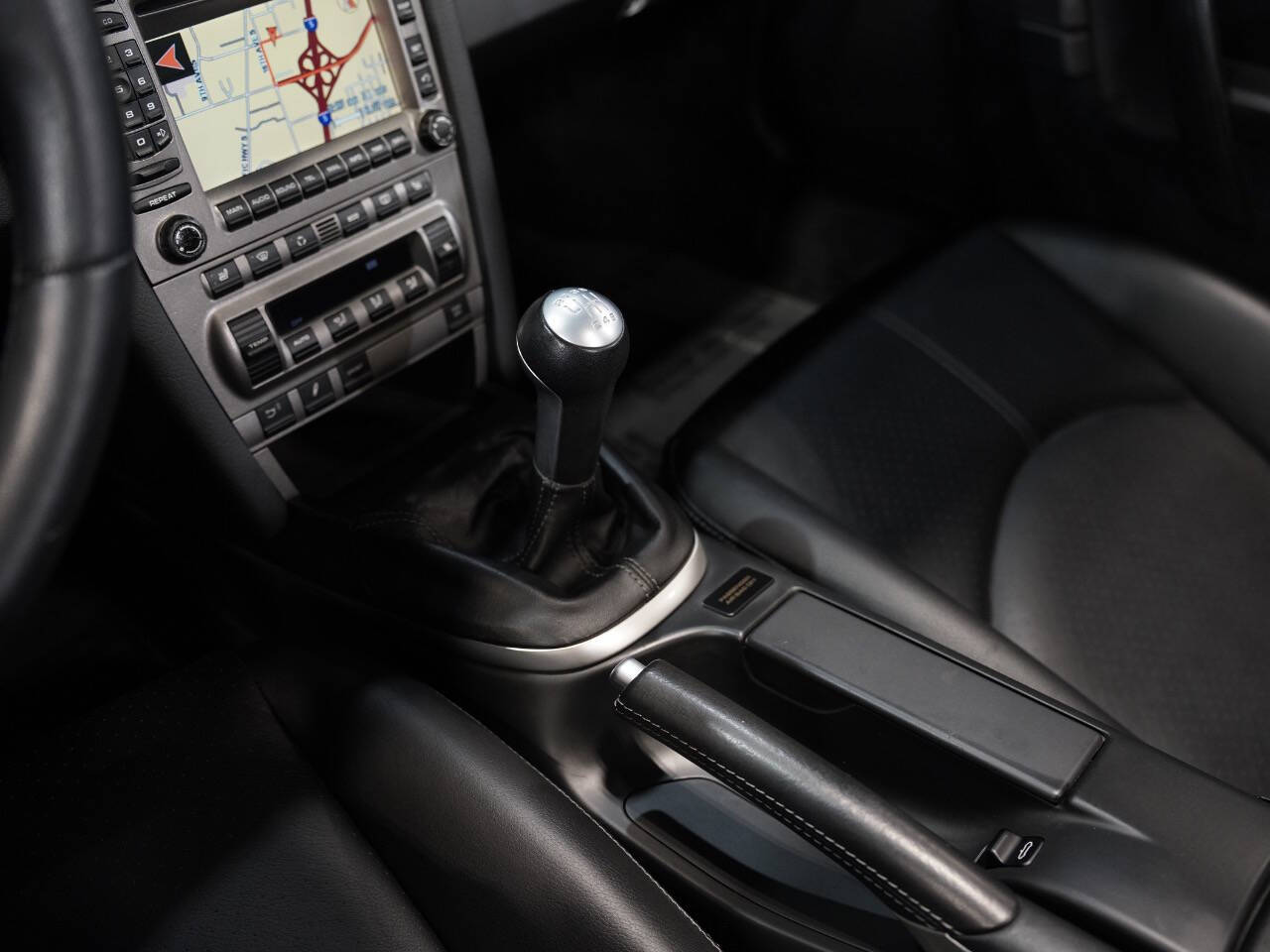 SEAL GREY METALLIC, 2006 PORSCHE 911 Image 36