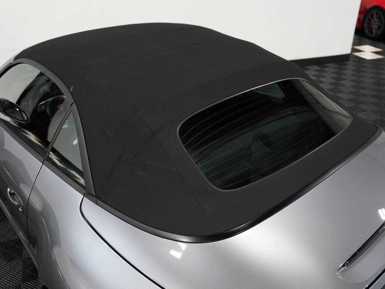 SEAL GREY METALLIC, 2006 PORSCHE 911 Image 20