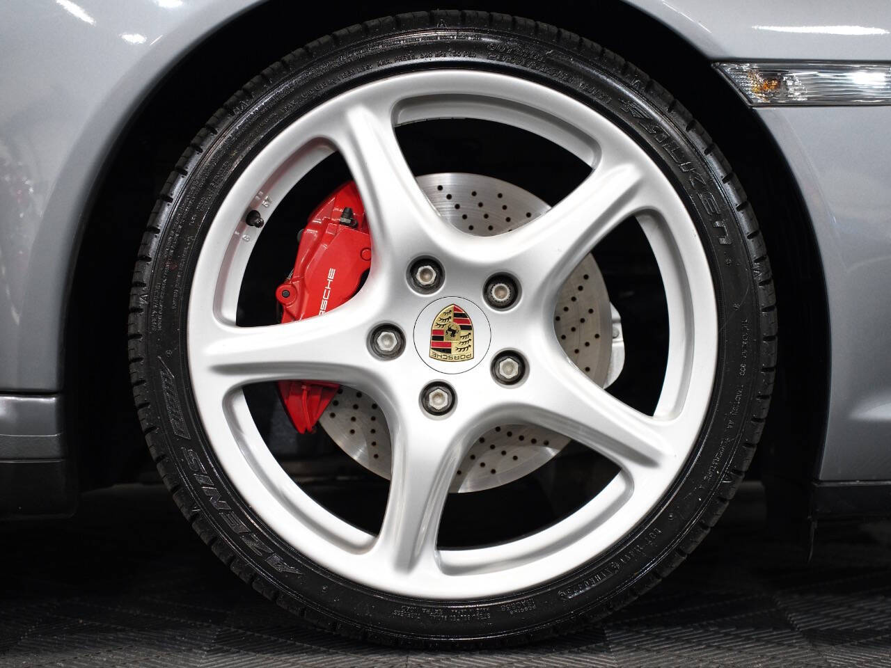 SEAL GREY METALLIC, 2006 PORSCHE 911 Image 46