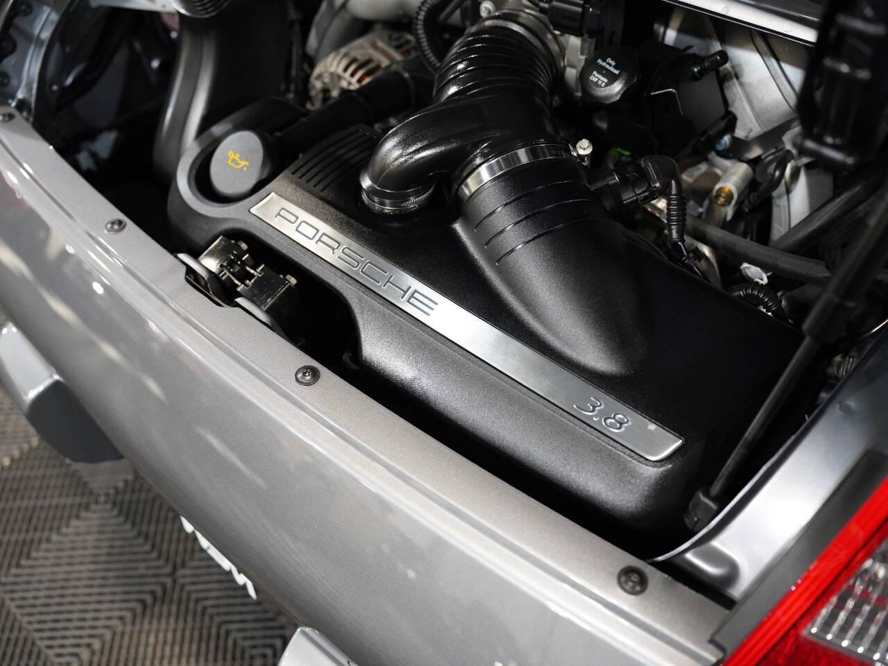 SEAL GREY METALLIC, 2006 PORSCHE 911 Image 45