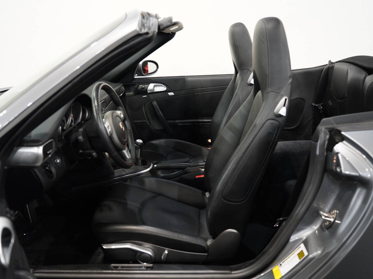 SEAL GREY METALLIC, 2006 PORSCHE 911 Image 26