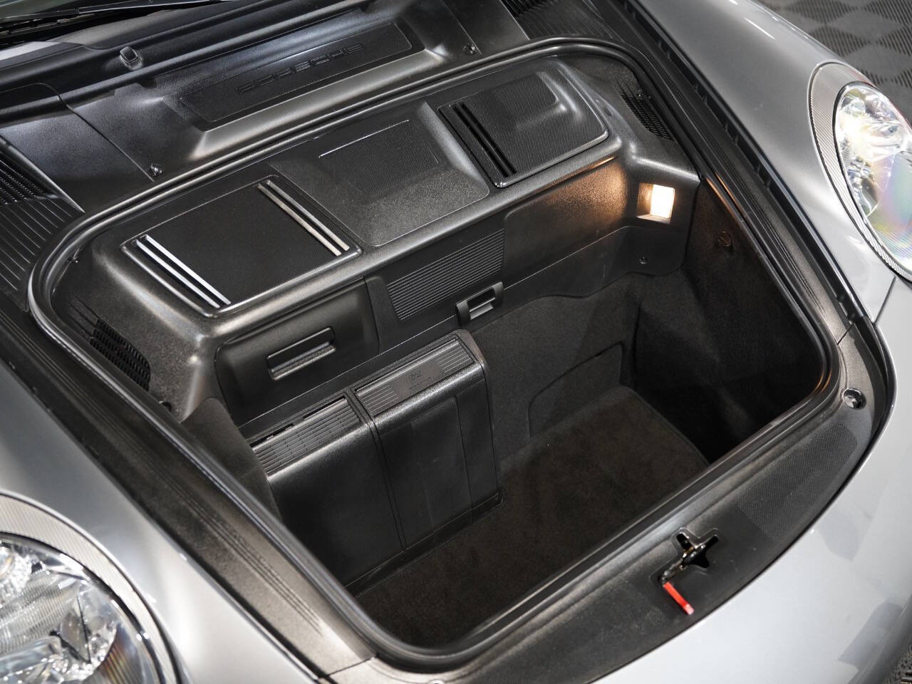 SEAL GREY METALLIC, 2006 PORSCHE 911 Image 39