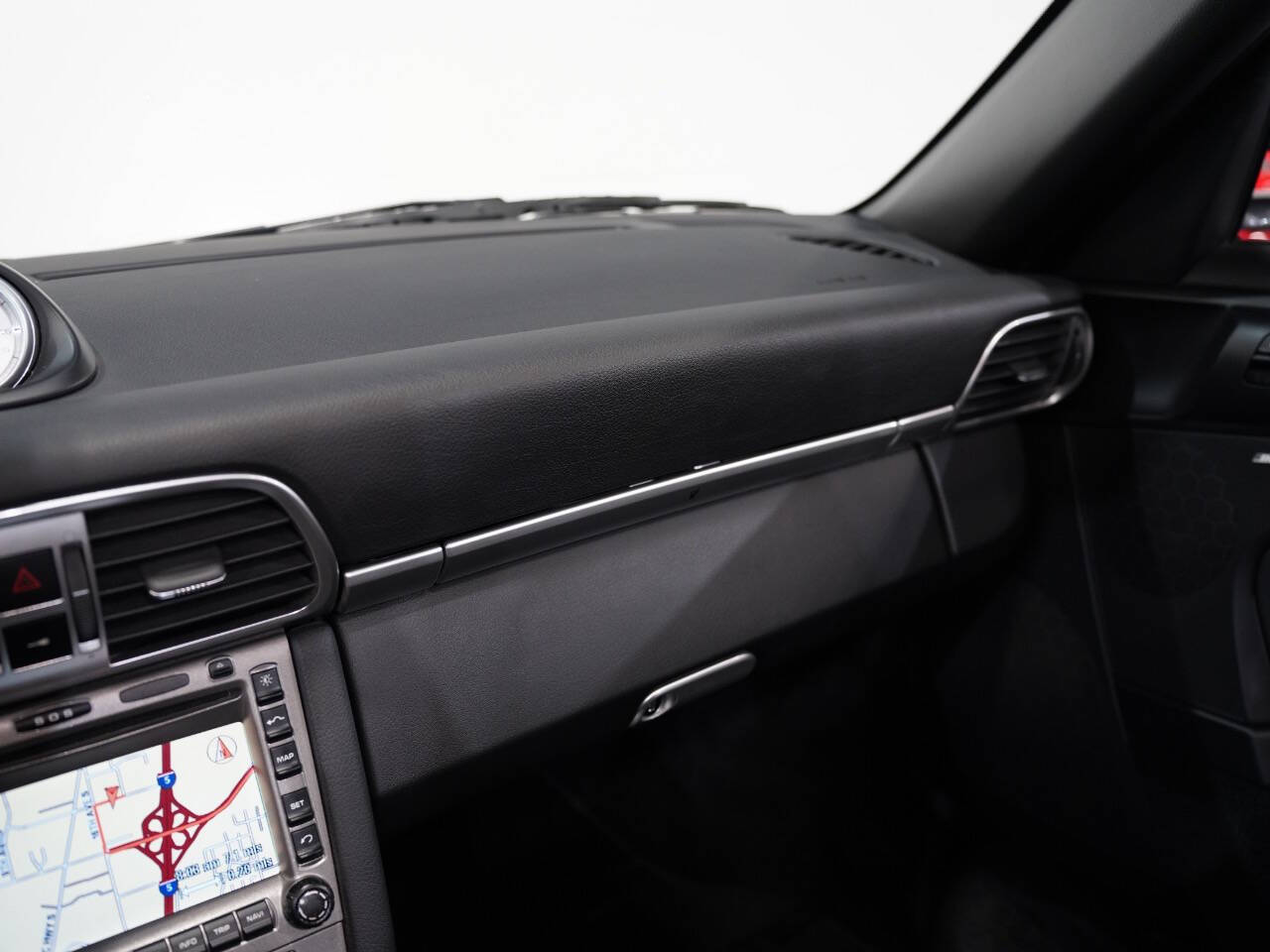 SEAL GREY METALLIC, 2006 PORSCHE 911 Image 37