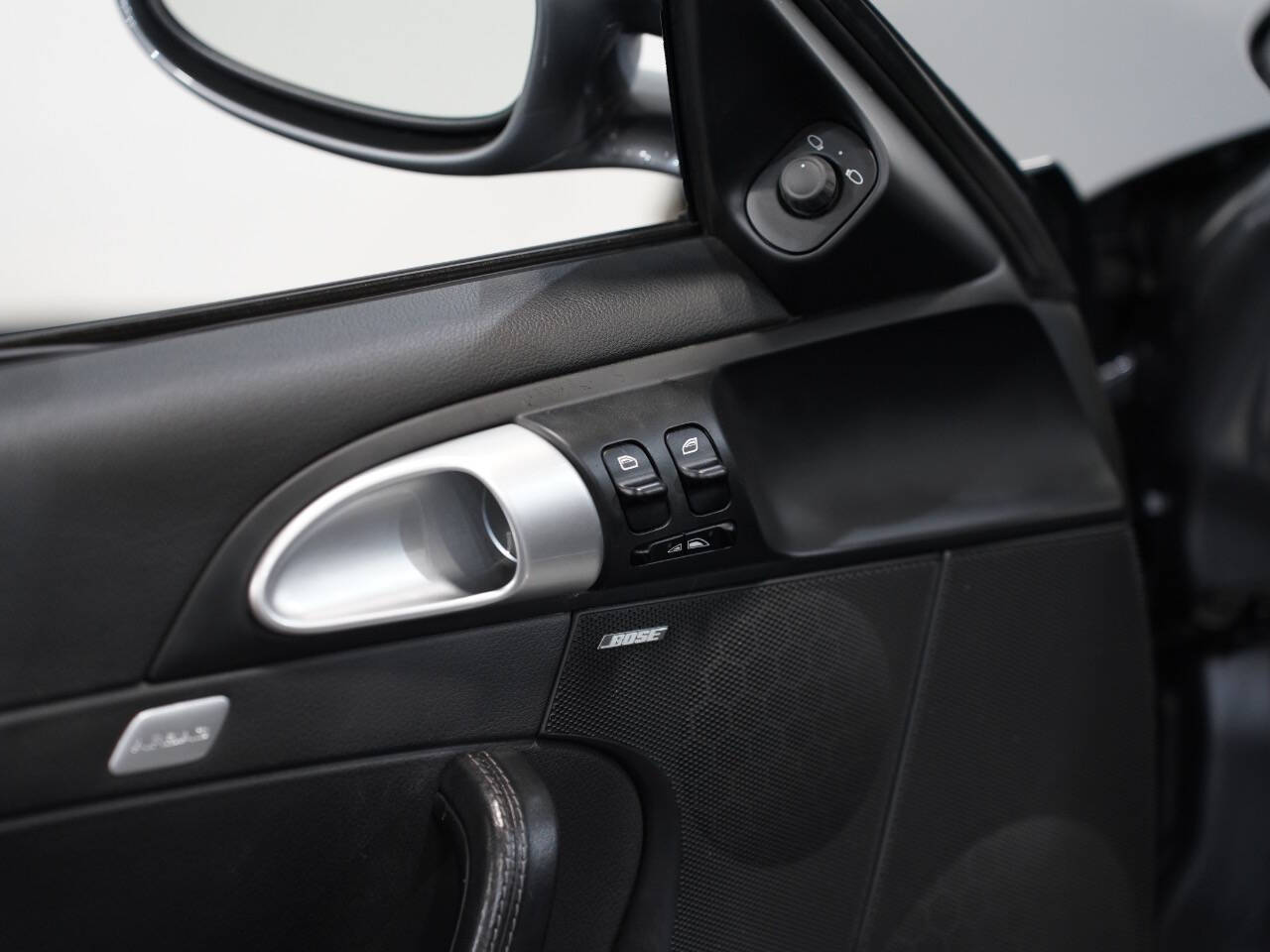 SEAL GREY METALLIC, 2006 PORSCHE 911 Image 22