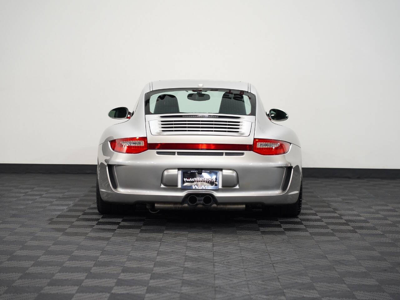 PLATINUM SILVER METALLIC, 2012 PORSCHE 911 Image 7