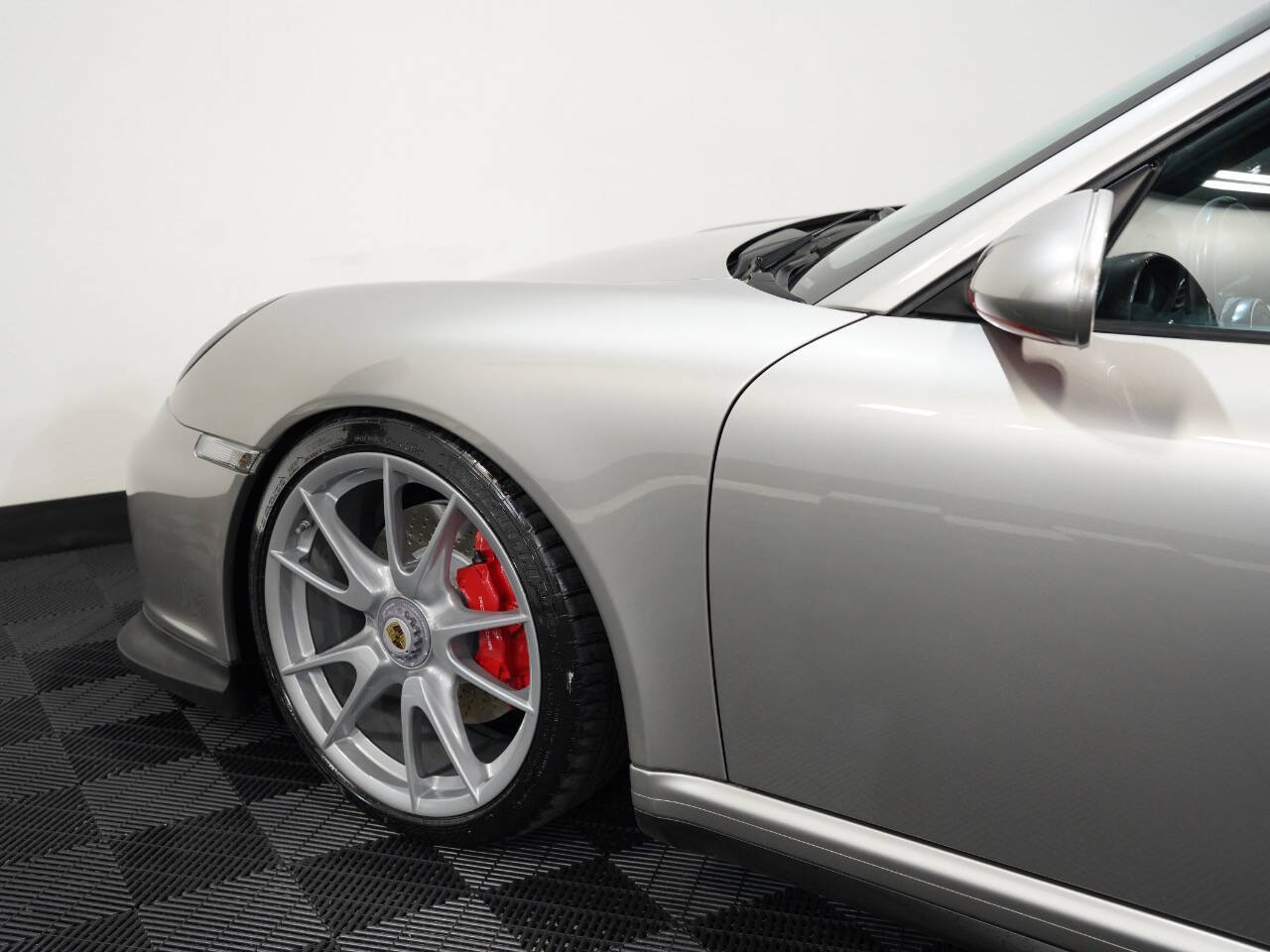 PLATINUM SILVER METALLIC, 2012 PORSCHE 911 Image 20