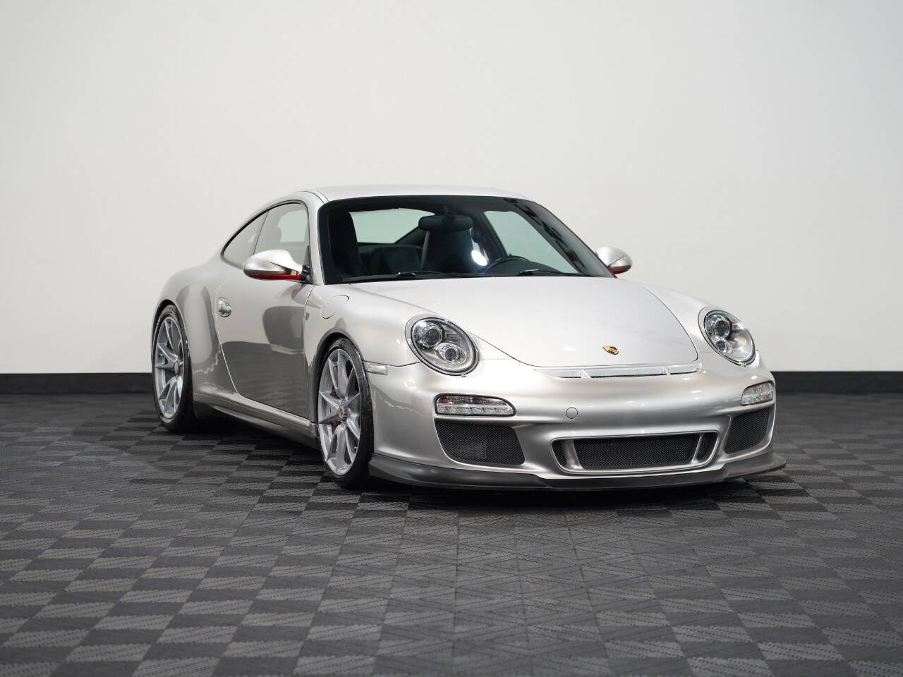PLATINUM SILVER METALLIC, 2012 PORSCHE 911 Image 5