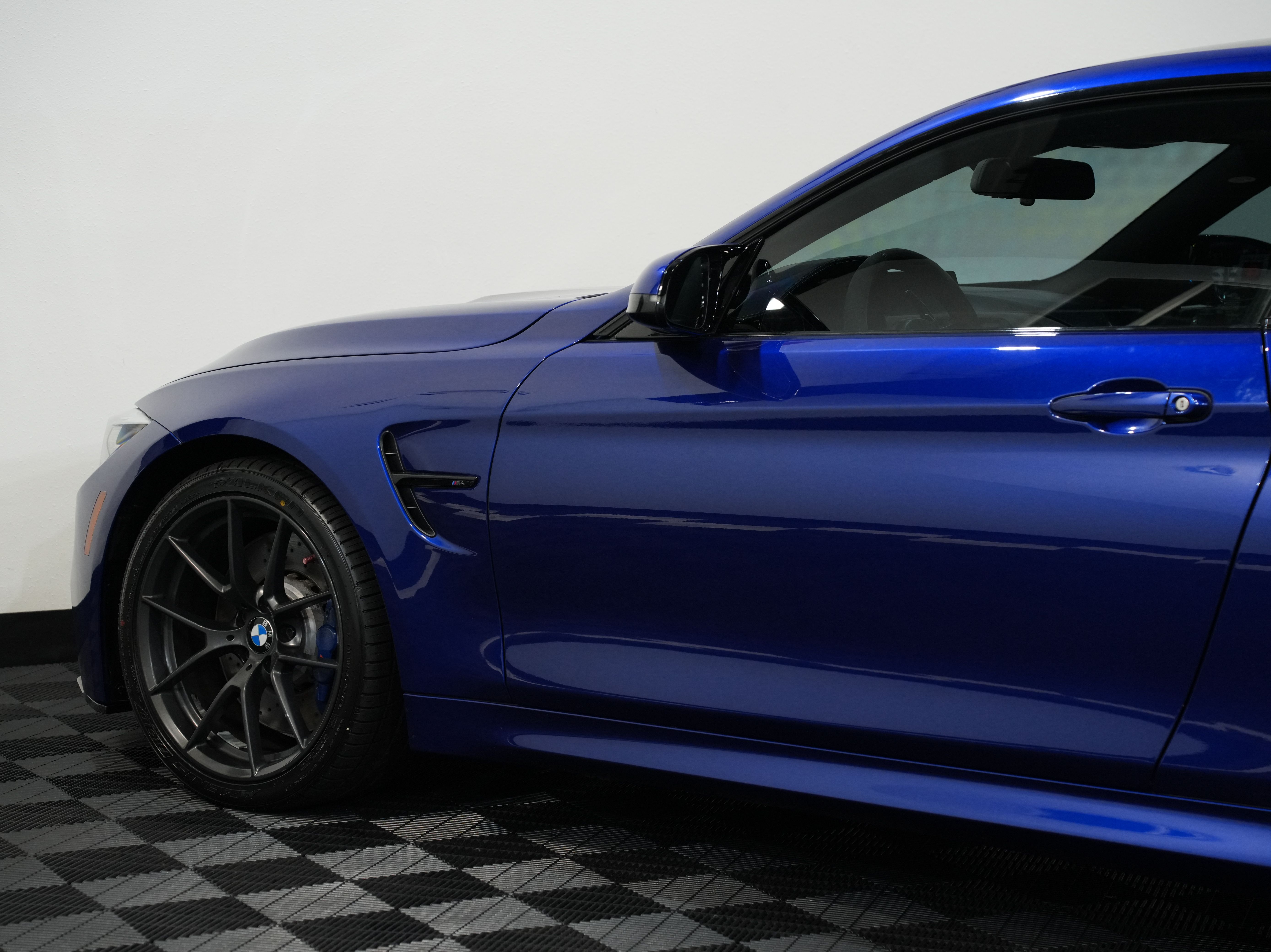 BLUE, 2020 BMW M4 Image 25