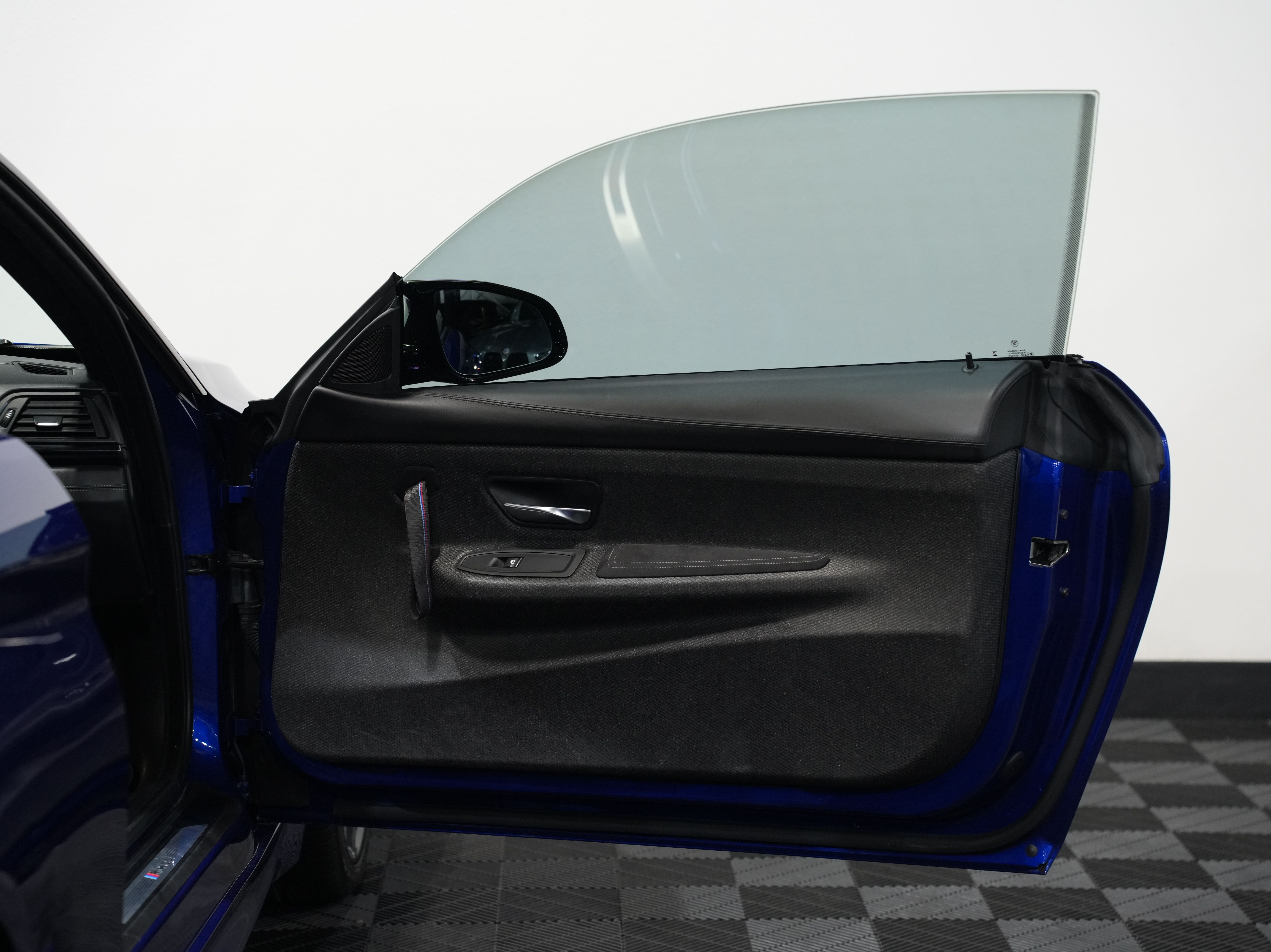 BLUE, 2020 BMW M4 Image 29