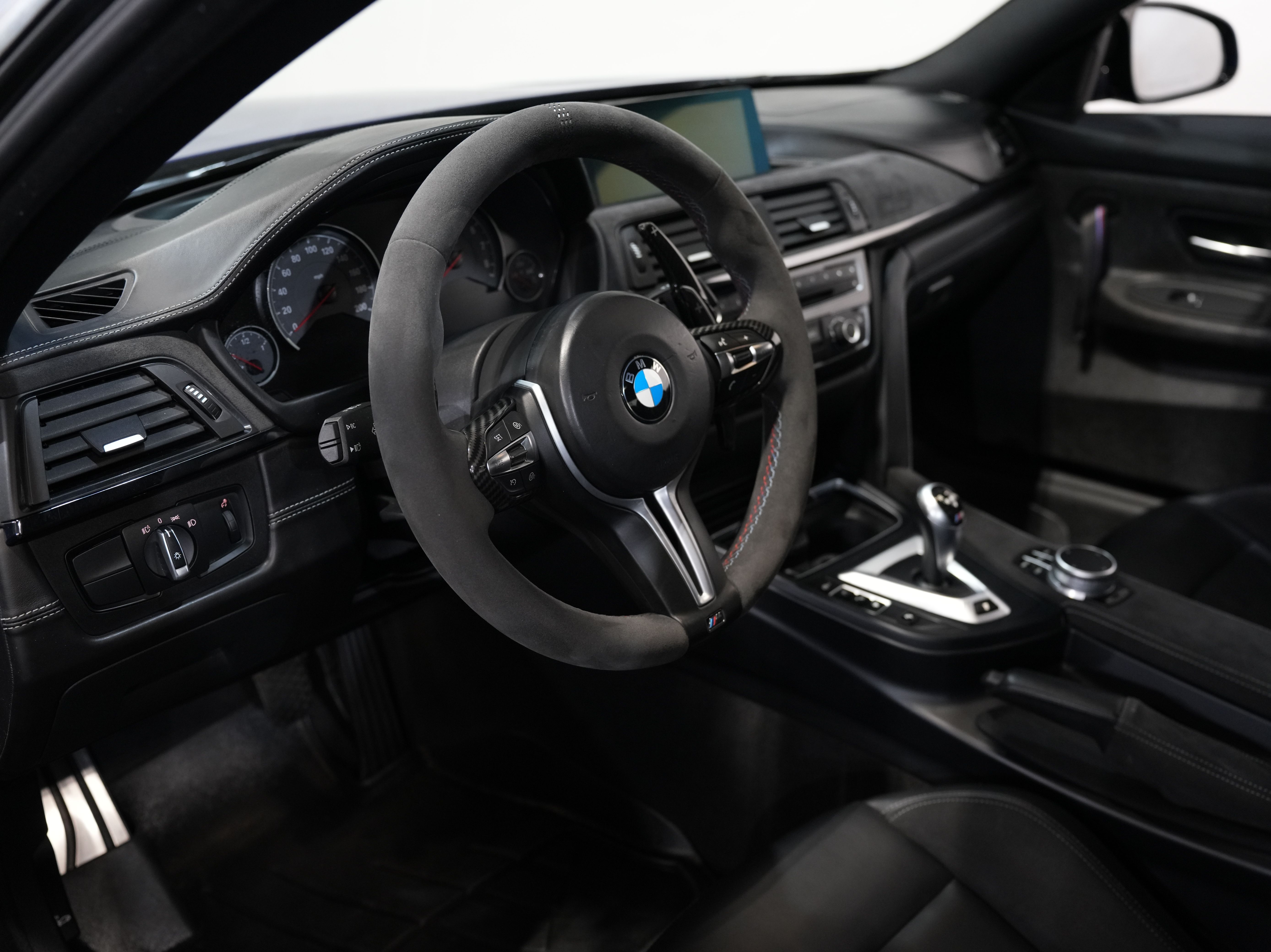 BLUE, 2020 BMW M4 Image 35