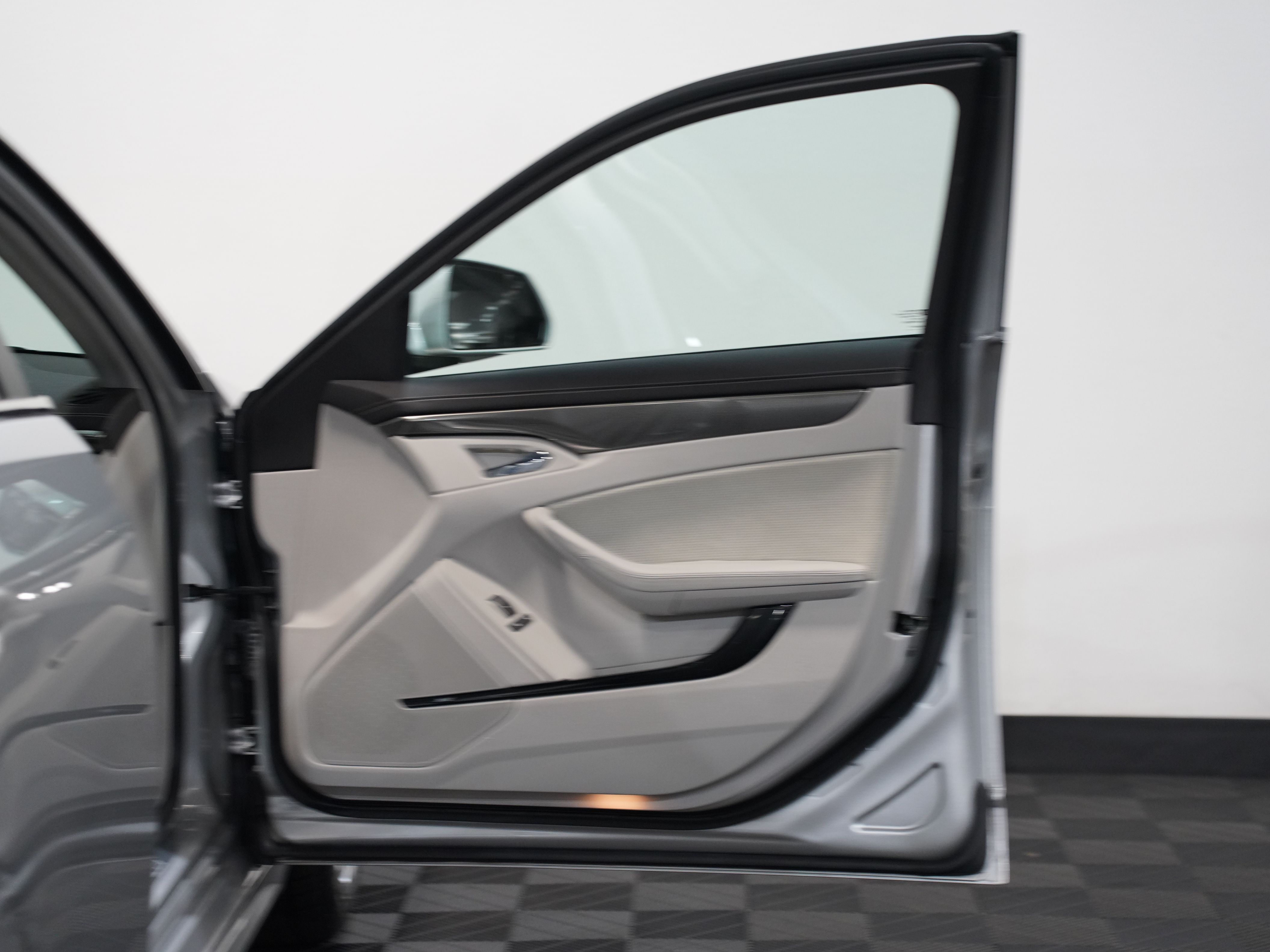 SILVER, 2013 CADILLAC CTS Image 22