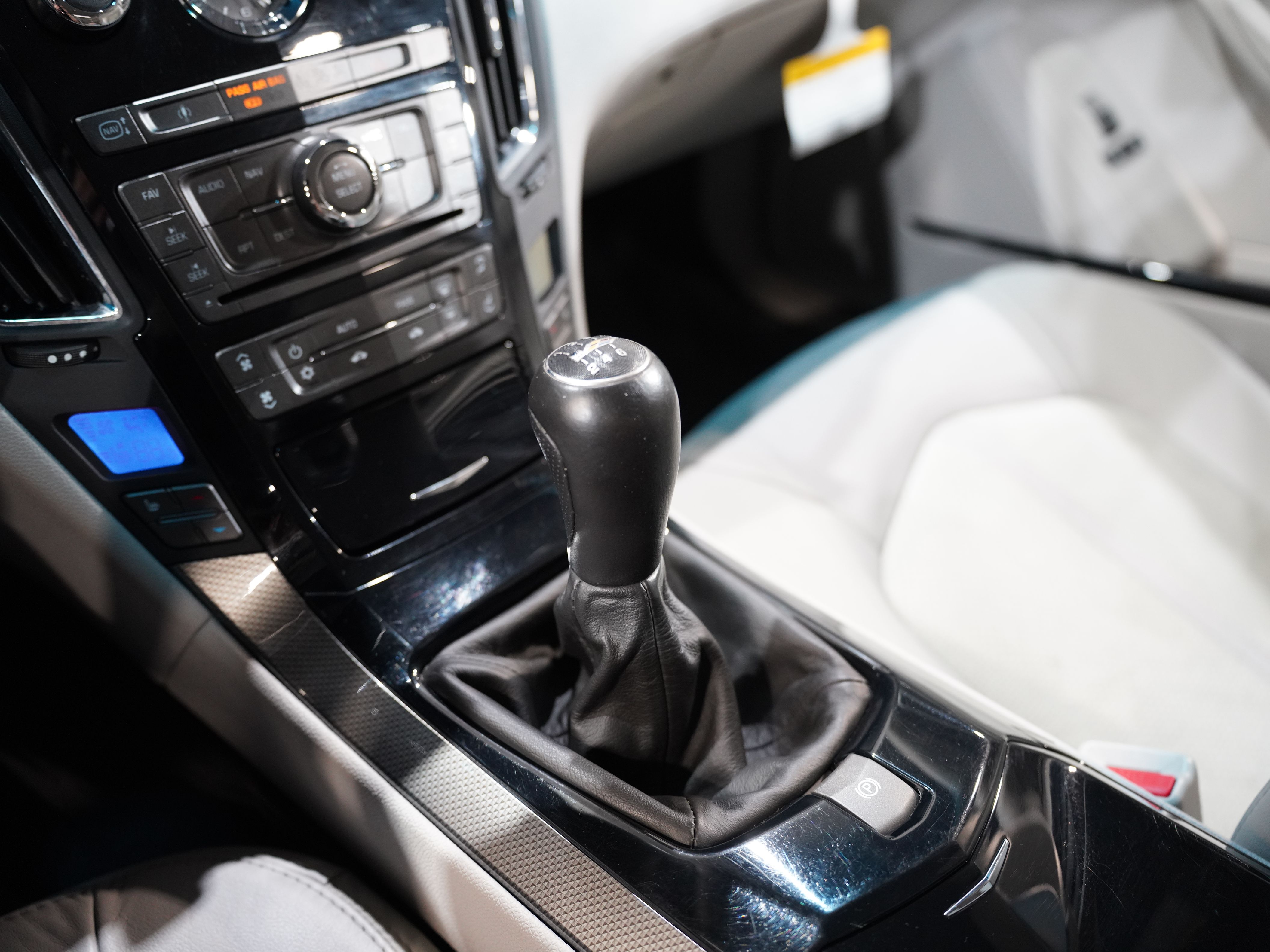 SILVER, 2013 CADILLAC CTS Image 46