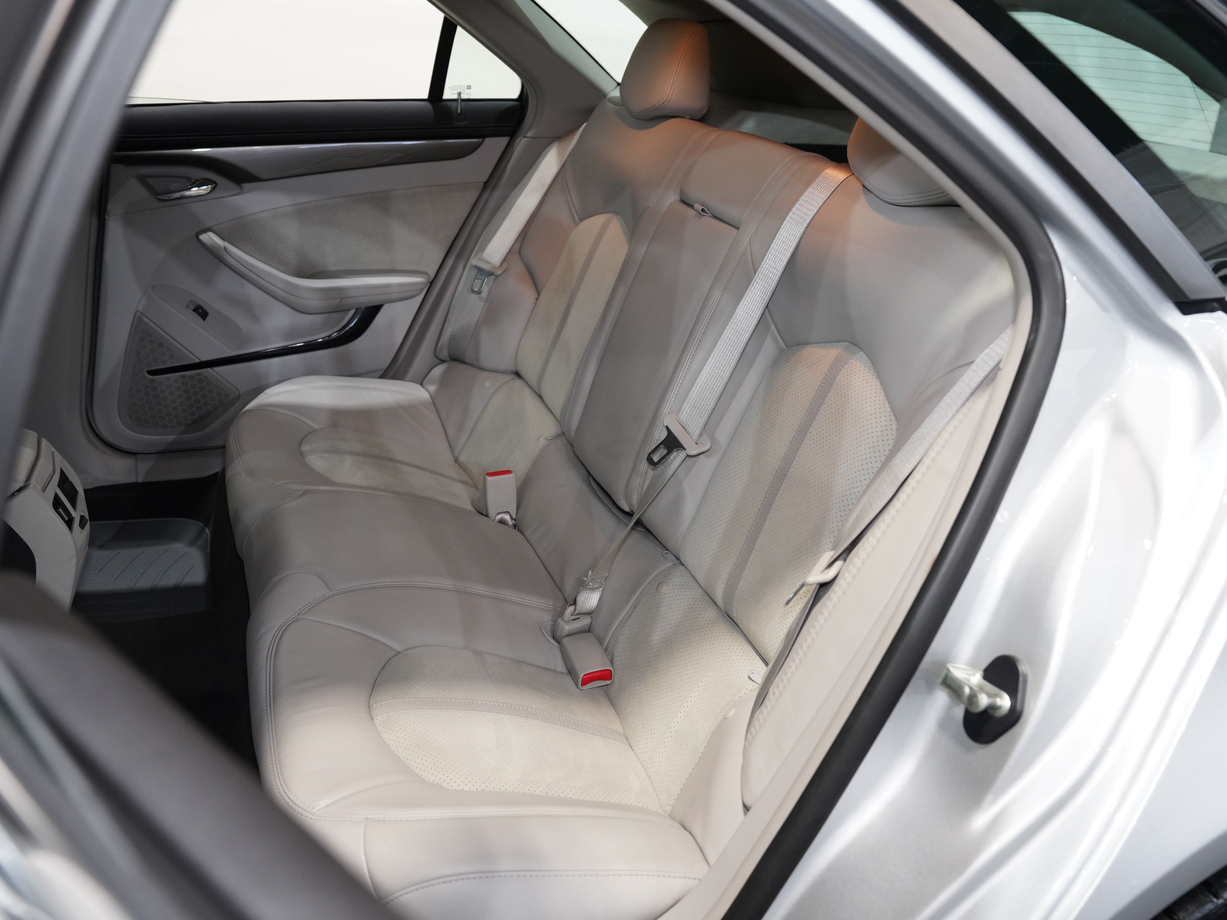 SILVER, 2013 CADILLAC CTS Image 35