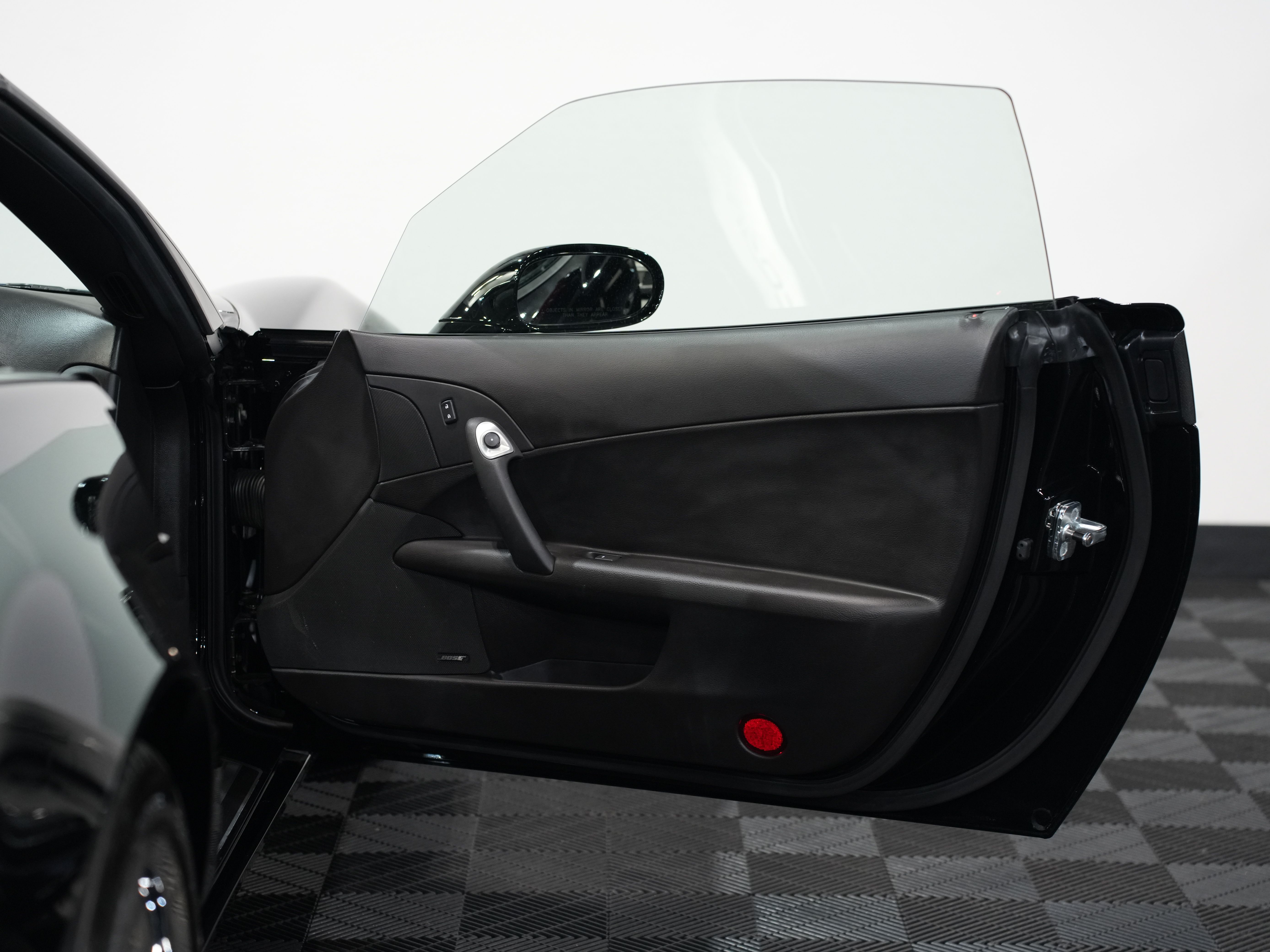 BLACK, 2008 CHEVROLET CORVETTE Image 22