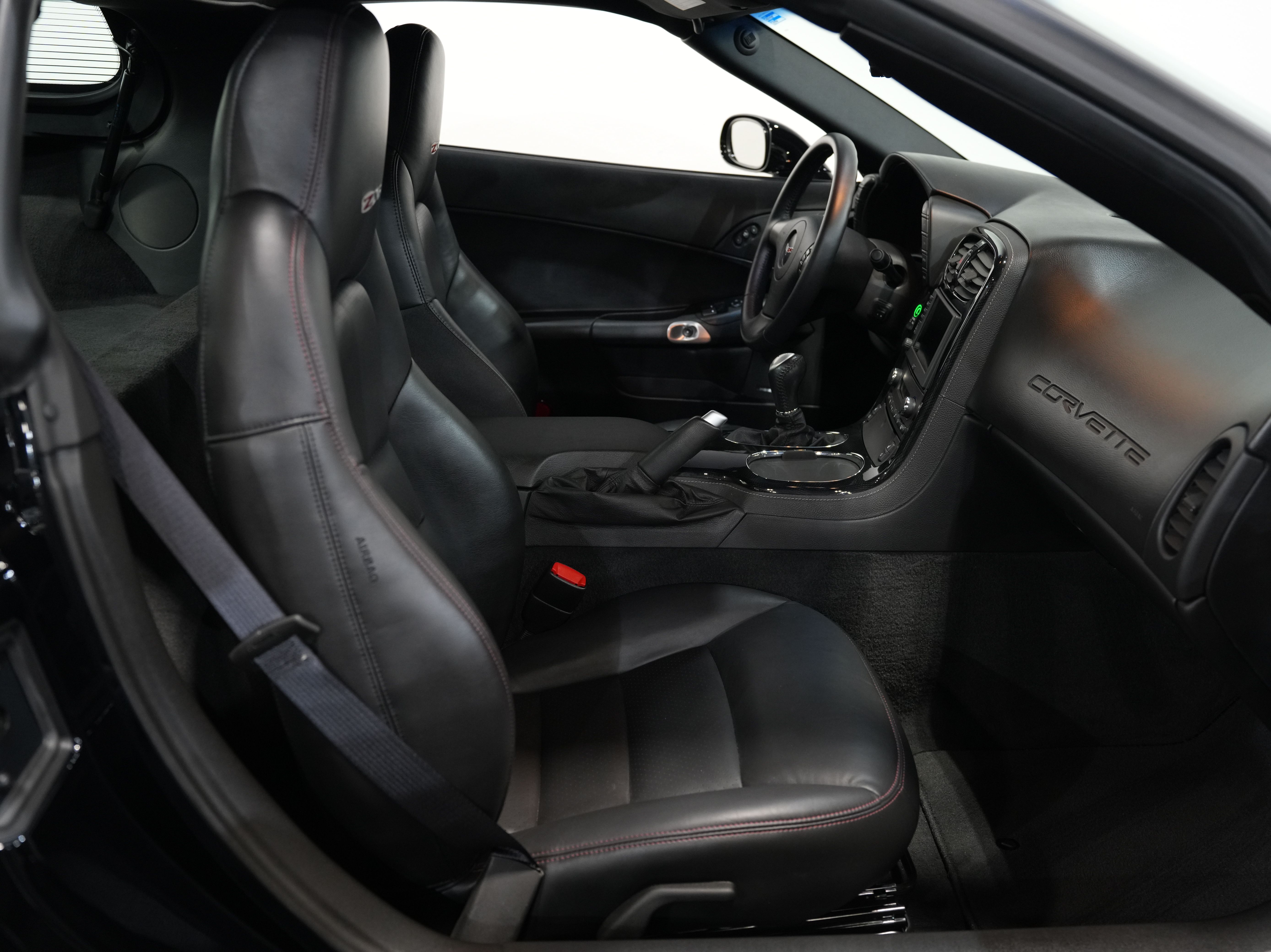 BLACK, 2008 CHEVROLET CORVETTE Image 30