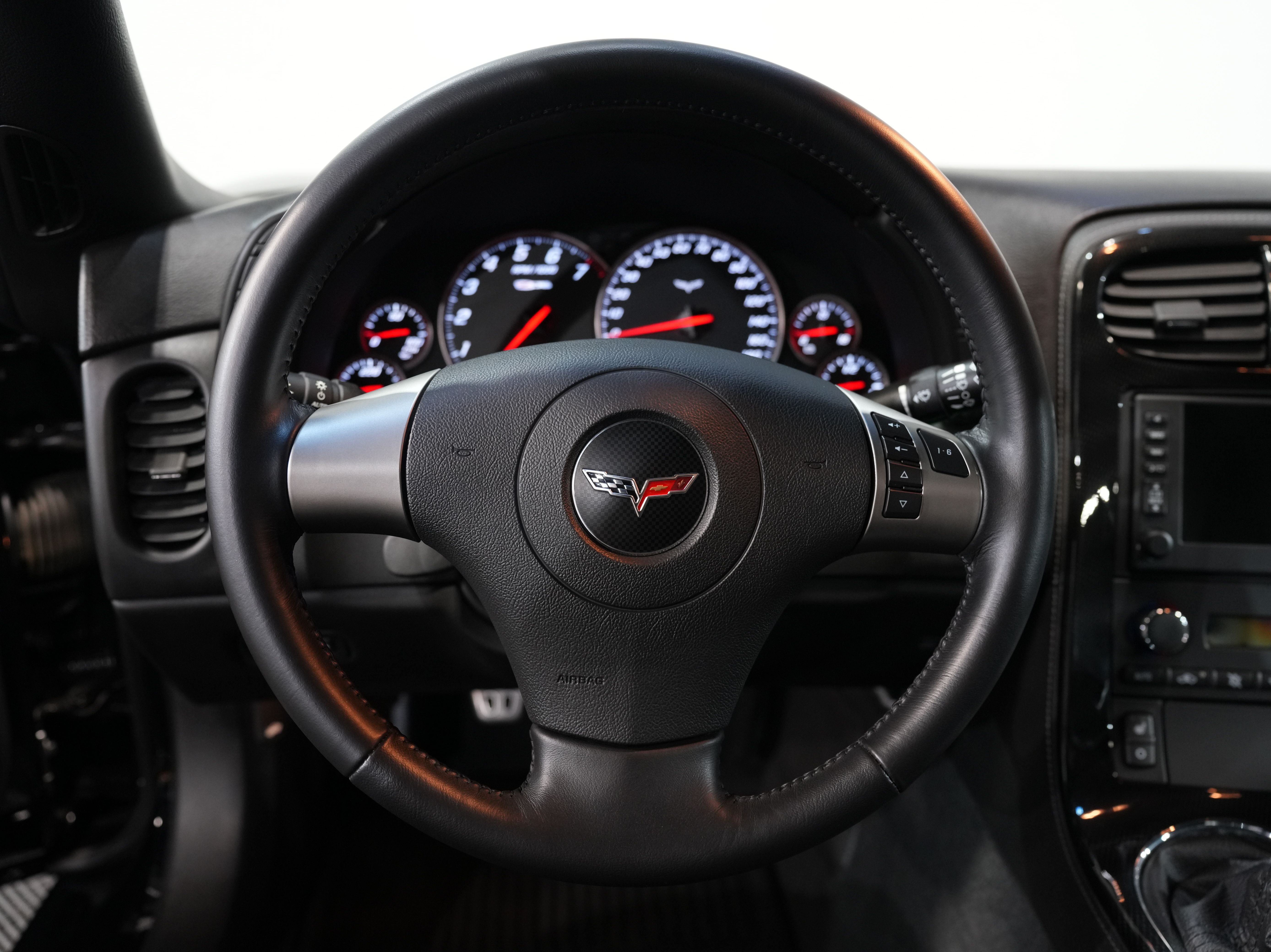BLACK, 2008 CHEVROLET CORVETTE Image 32