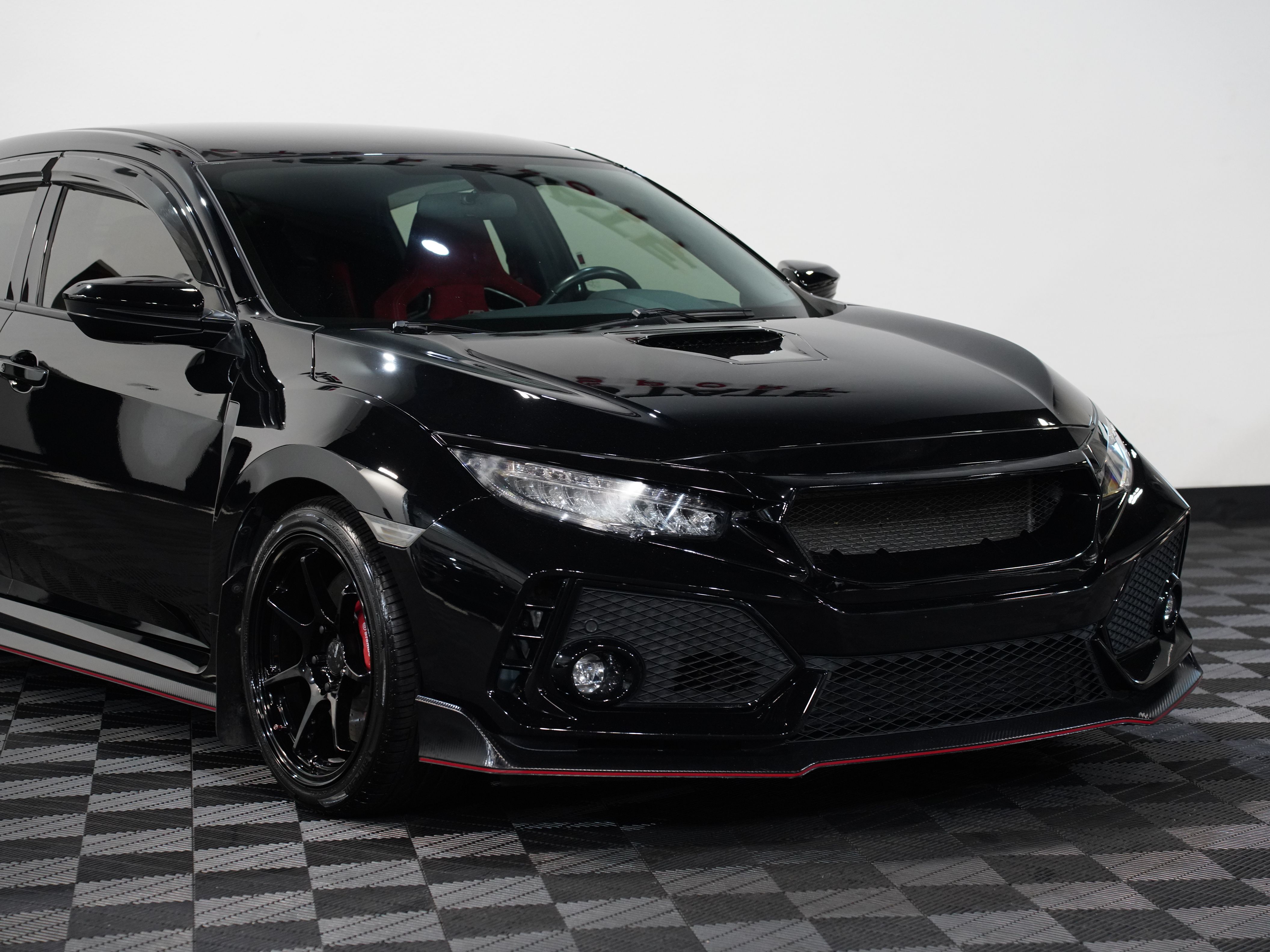 BLACK, 2019 HONDA CIVIC TYPE R Image 9