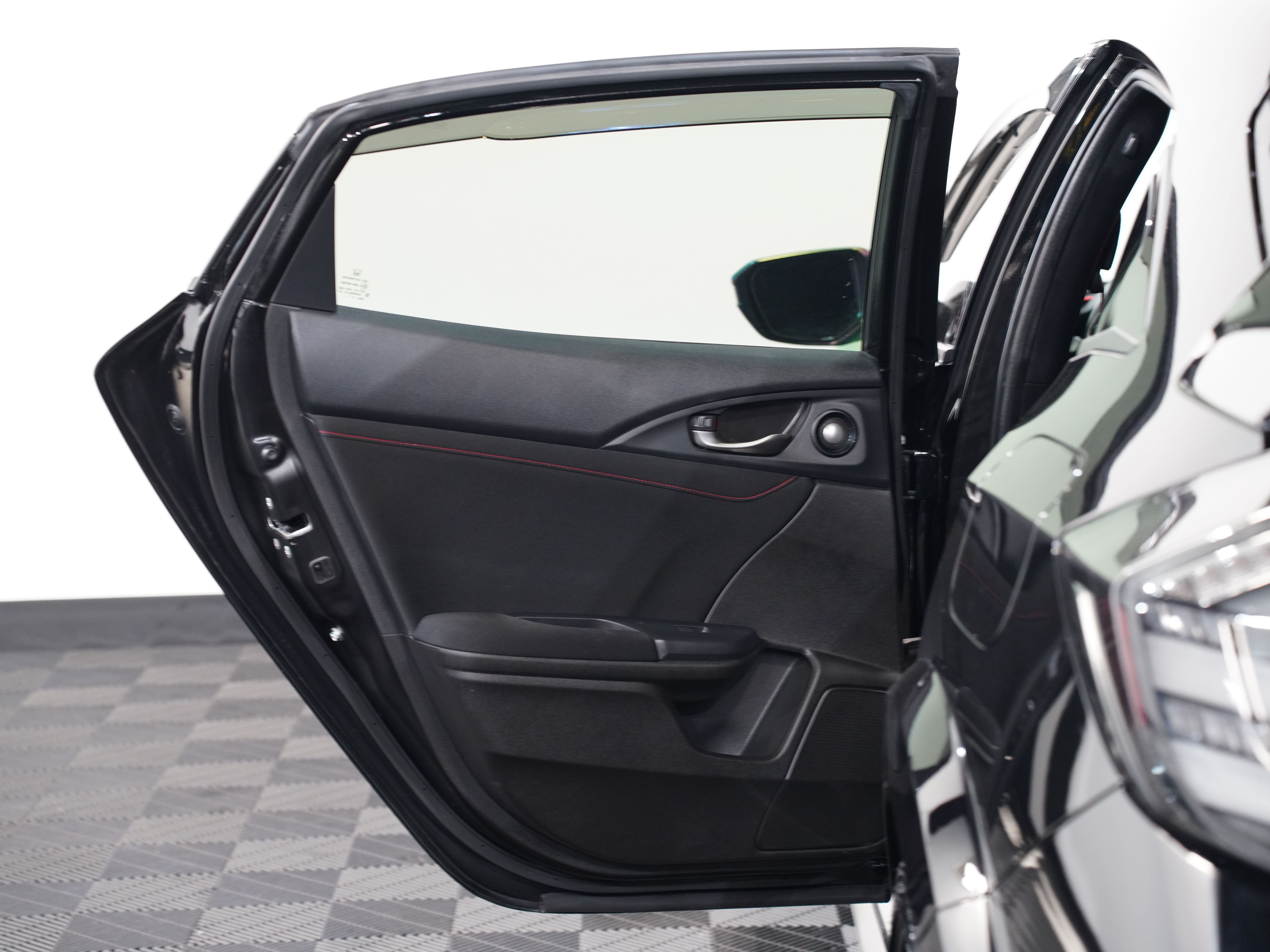 BLACK, 2019 HONDA CIVIC TYPE R Image 28
