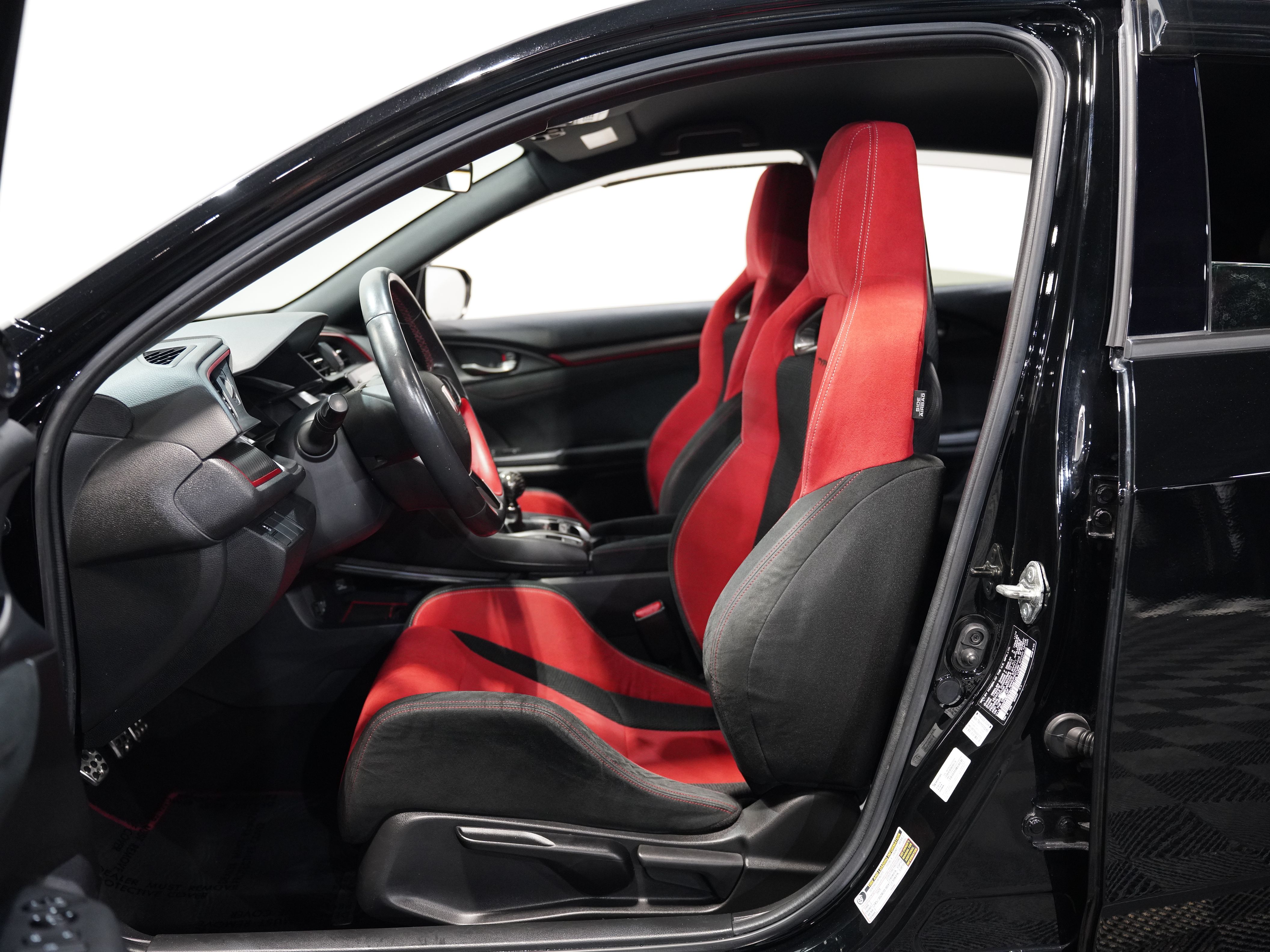 BLACK, 2019 HONDA CIVIC TYPE R Image 33