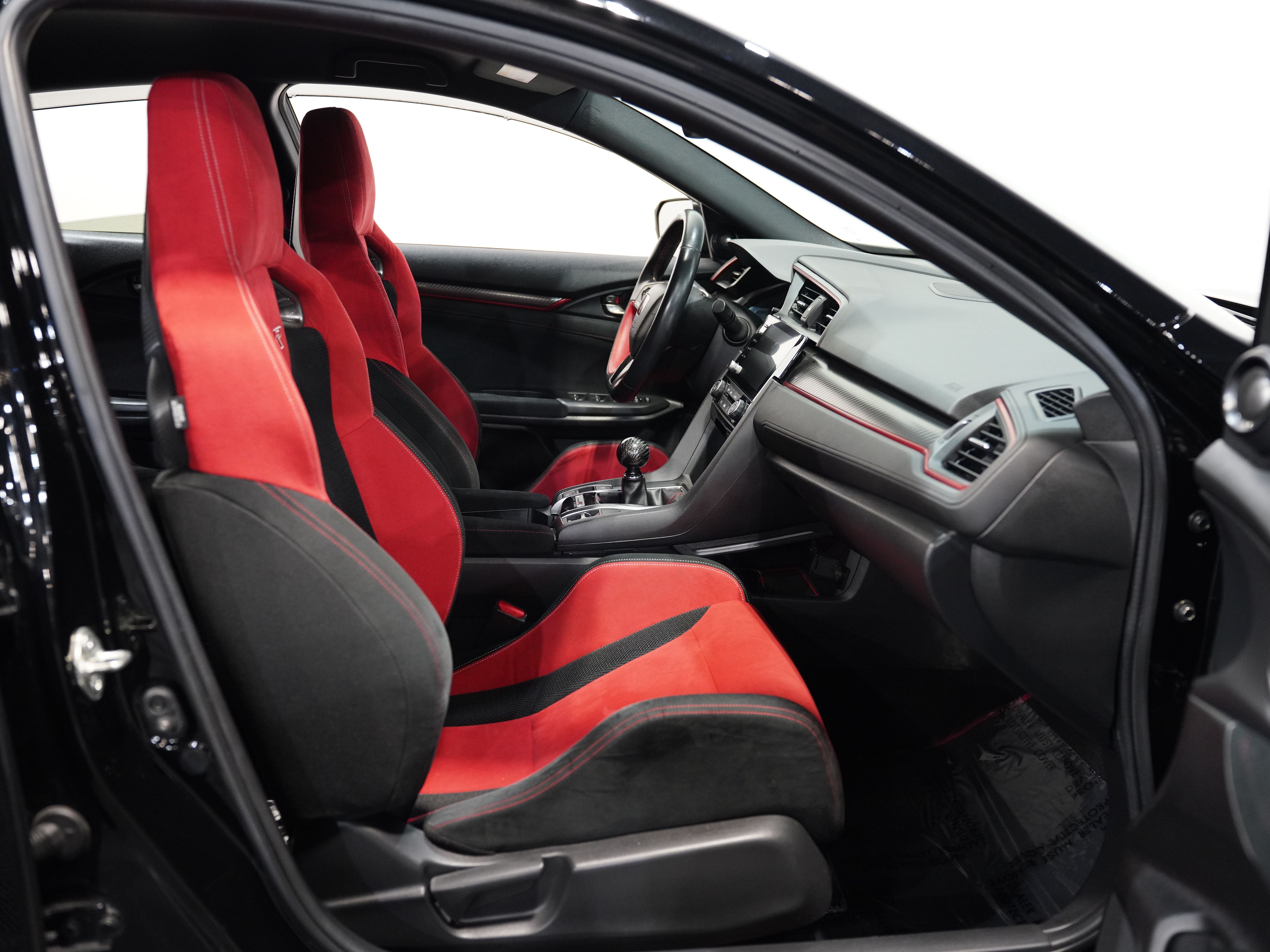 BLACK, 2019 HONDA CIVIC TYPE R Image 36