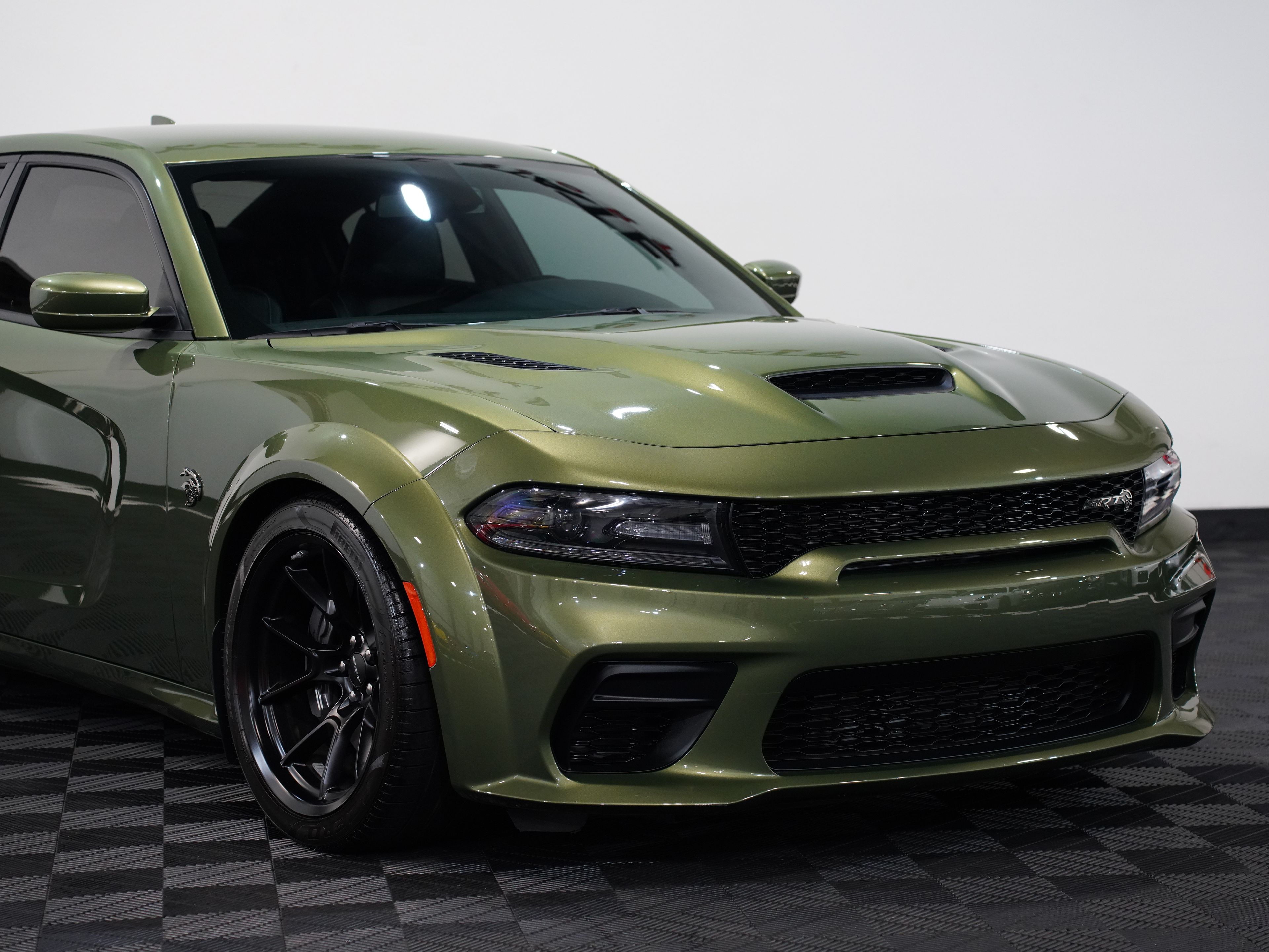 F8 GREEN, 2021 DODGE CHARGER Image 9