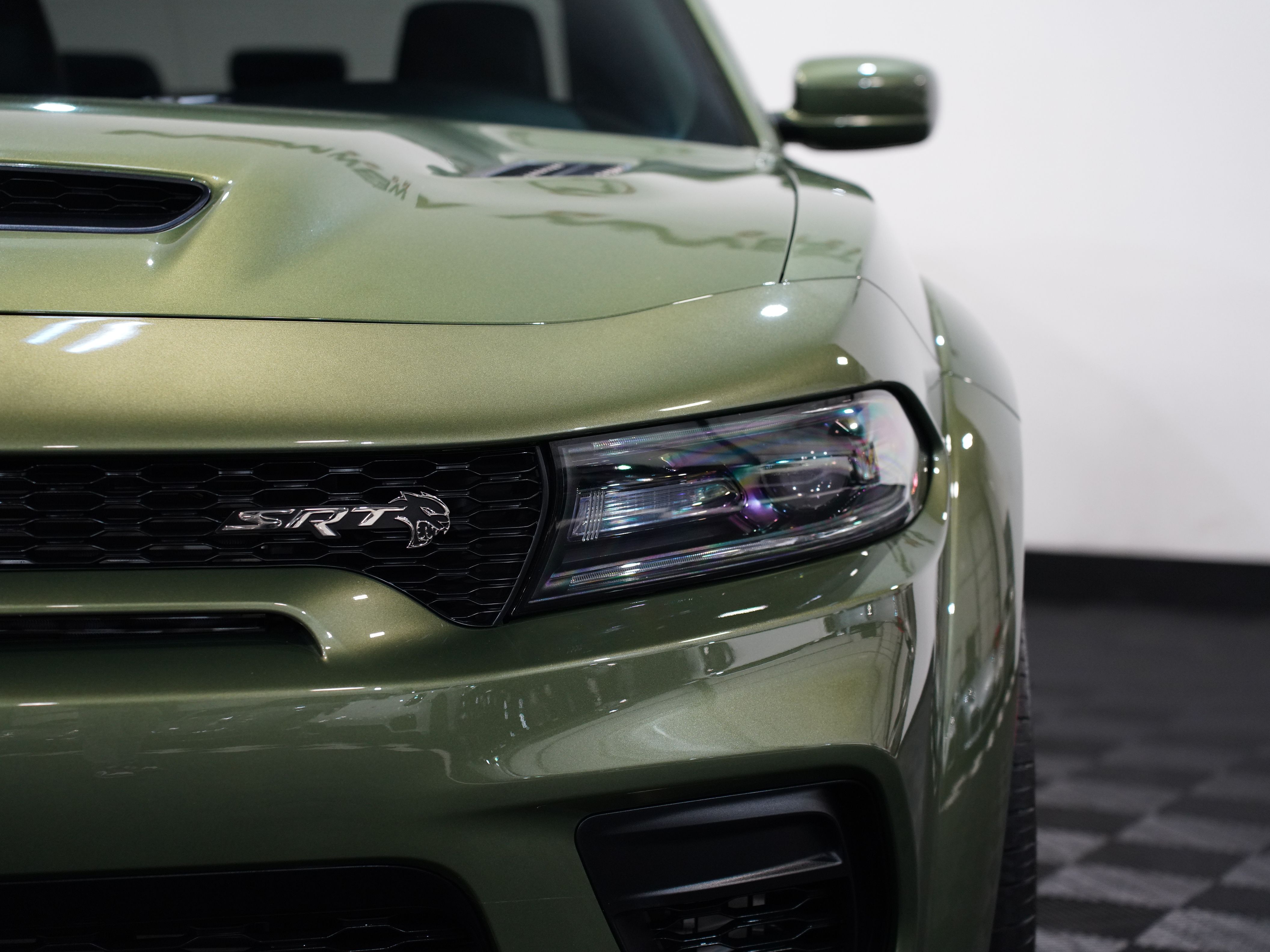 F8 GREEN, 2021 DODGE CHARGER Image 10
