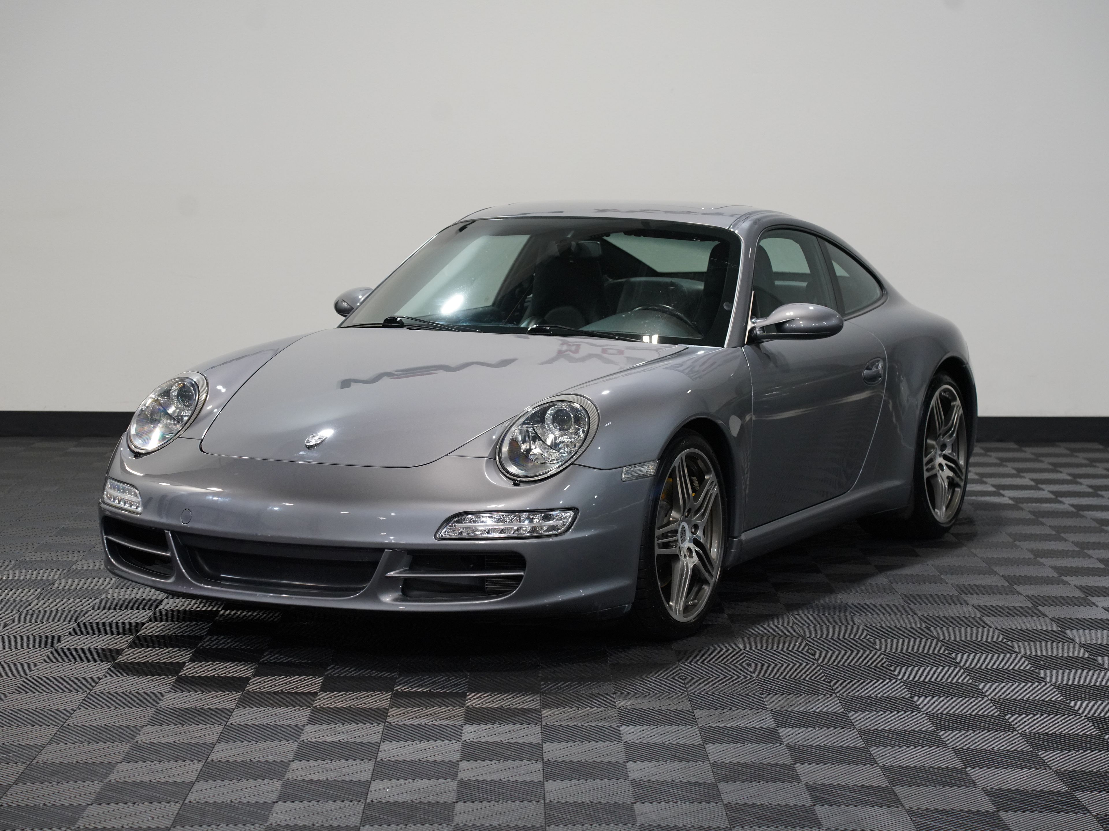 GRAY, 2007 PORSCHE 911 Image 3